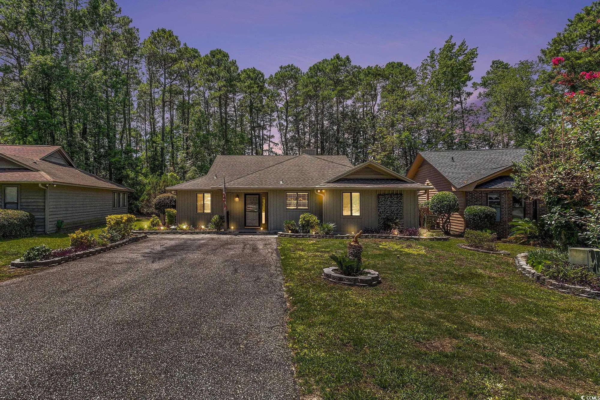Property Slideshow image 2 of 37 | 137 hickory dr, Conway, SC, 29526