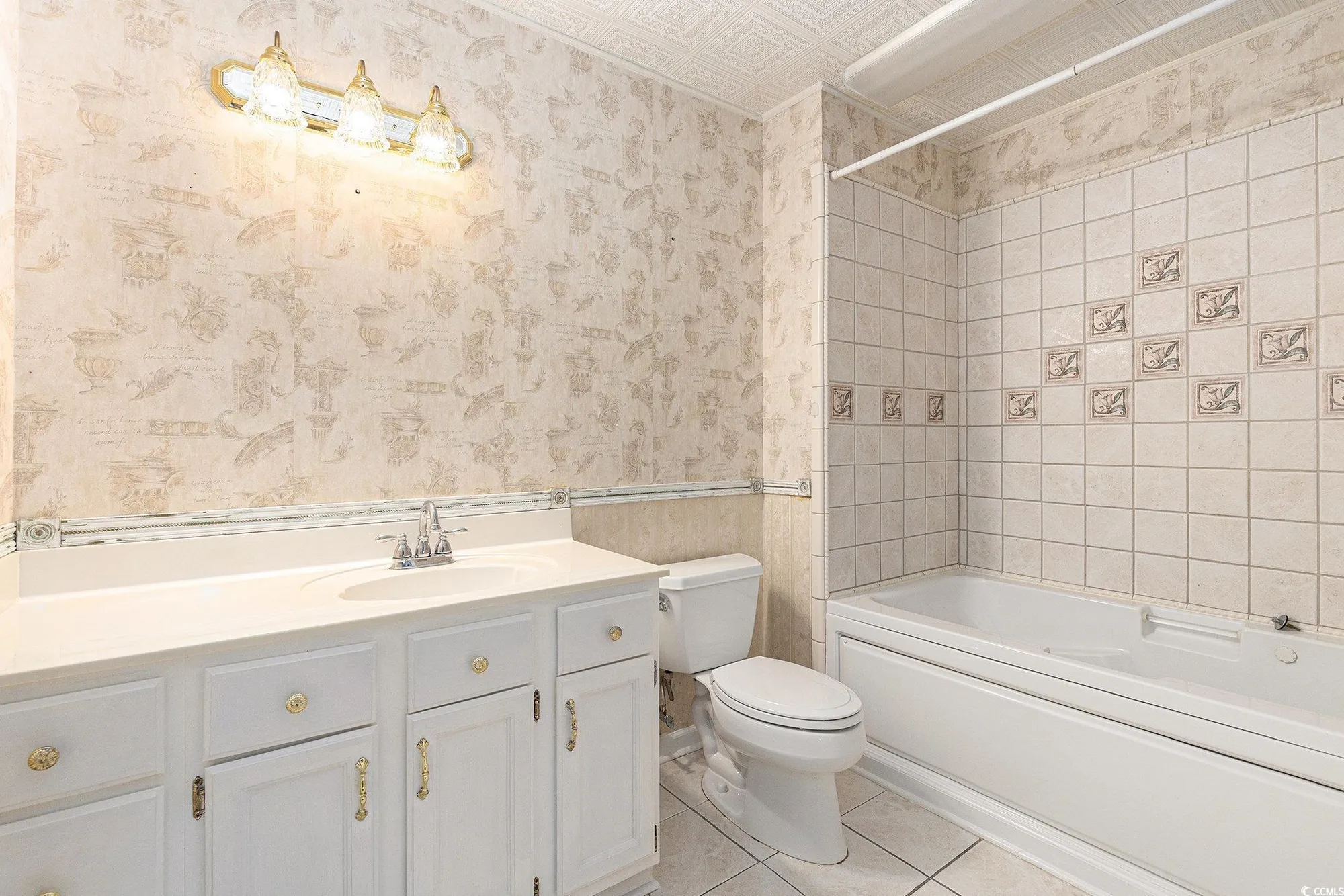 Property Slideshow image 23 of 37 | 137 hickory dr, Conway, SC, 29526