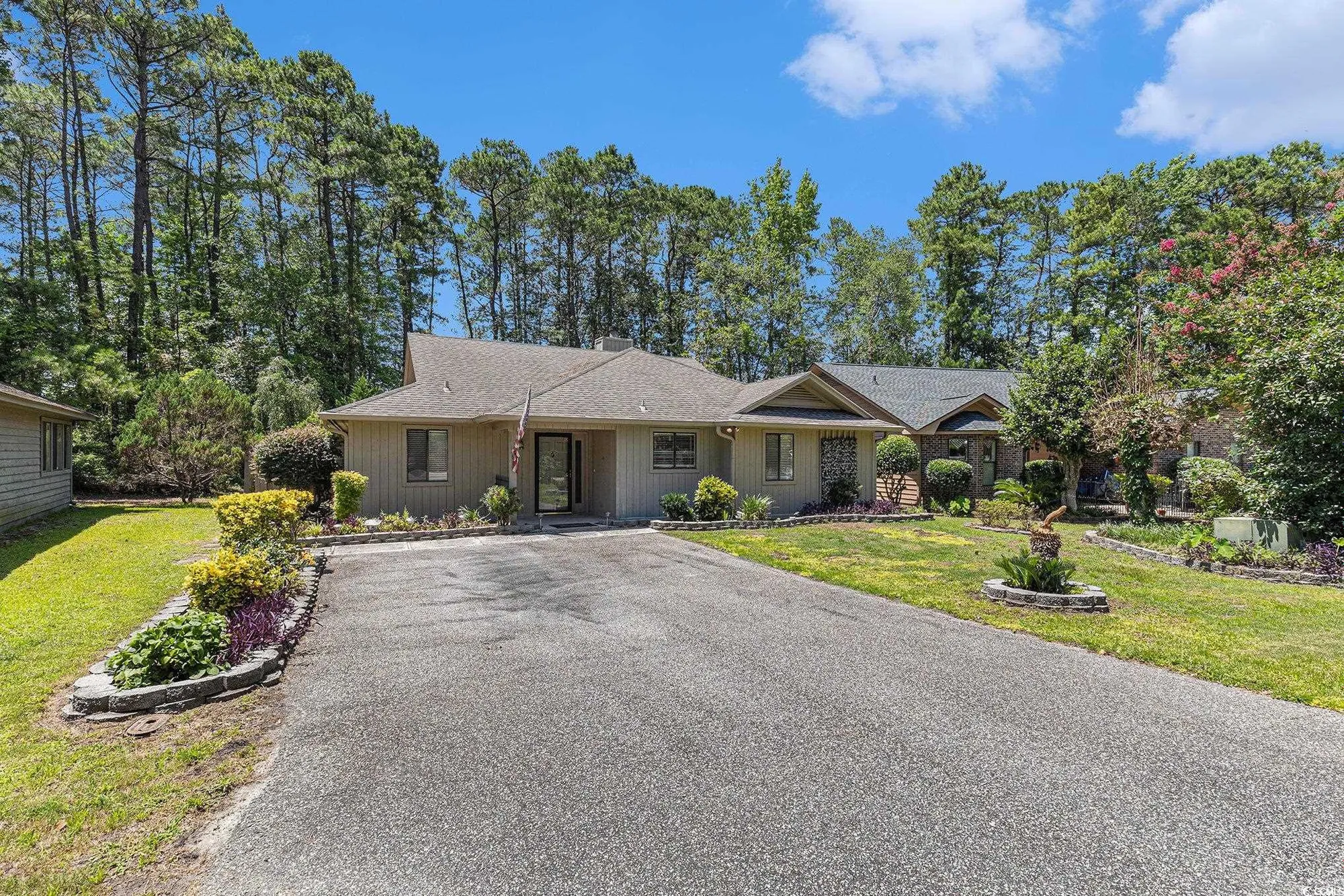 Property Slideshow image 4 of 37 | 137 hickory dr, Conway, SC, 29526