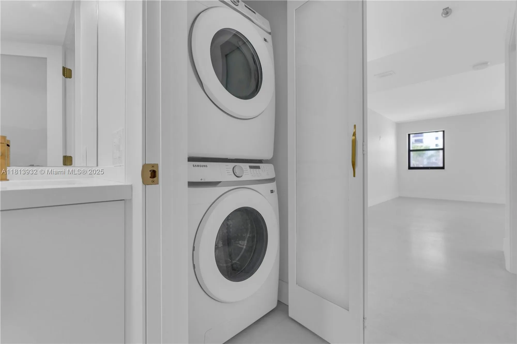 Property Slideshow image 20 of 38 | 1201 s ocean dr 507s, Hollywood, FL, 33019