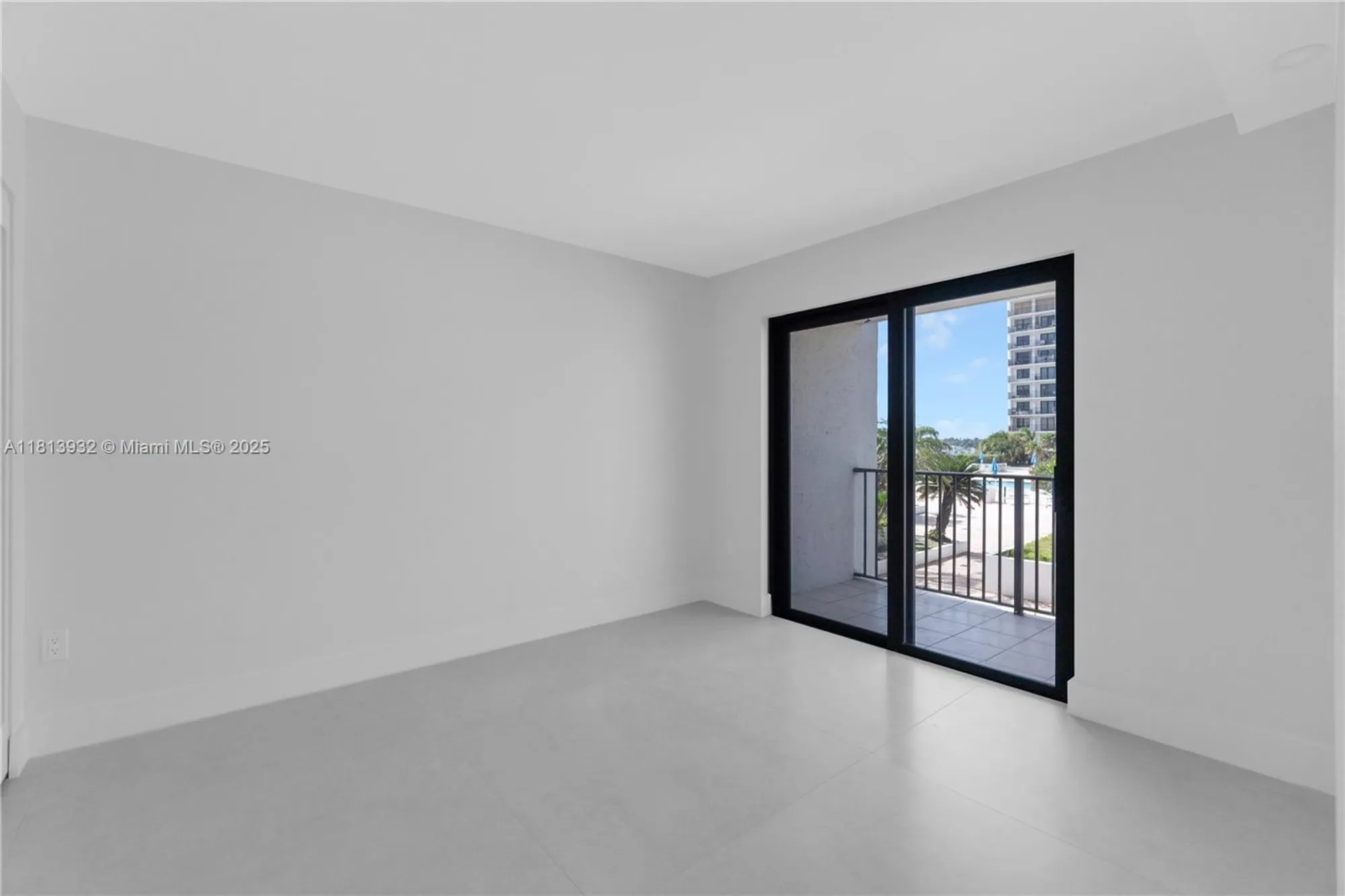 Property Slideshow image 22 of 38 | 1201 s ocean dr 507s, Hollywood, FL, 33019