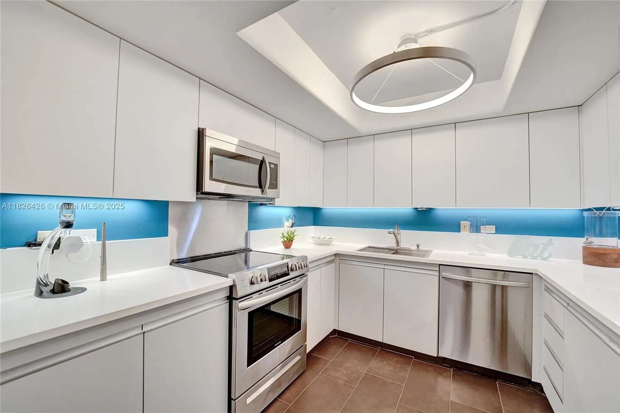 Property Slideshow image 23 of 65 | 1201 s ocean dr 218n, Hollywood, FL, 33019