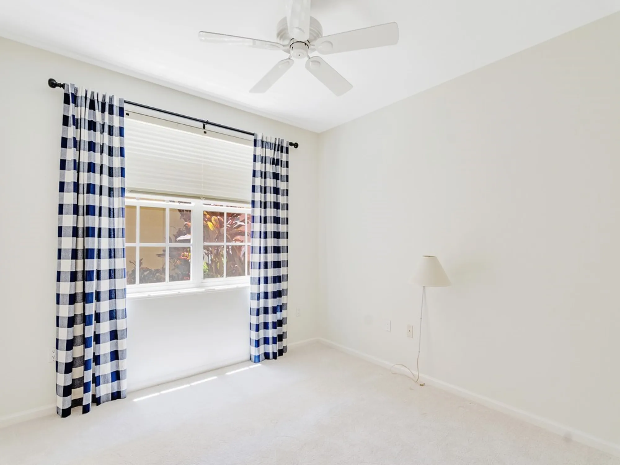 Property Slideshow image 13 of 36 | 5540 n harbor village dr apt 103, Vero Beach, FL, 32967
