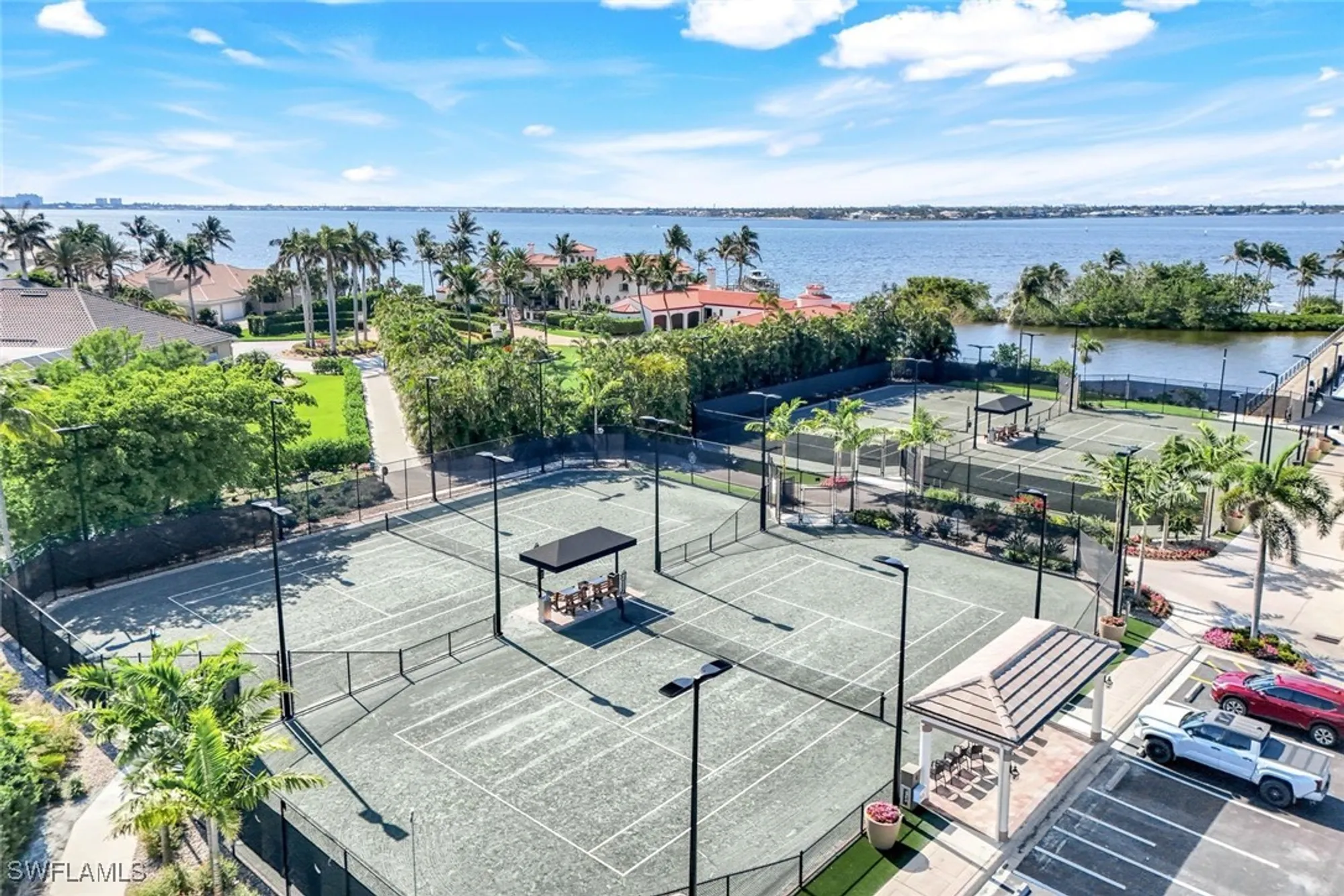 Property Slideshow image 22 of 50 | 14581 headwater bay ln, Fort Myers, FL, 33908