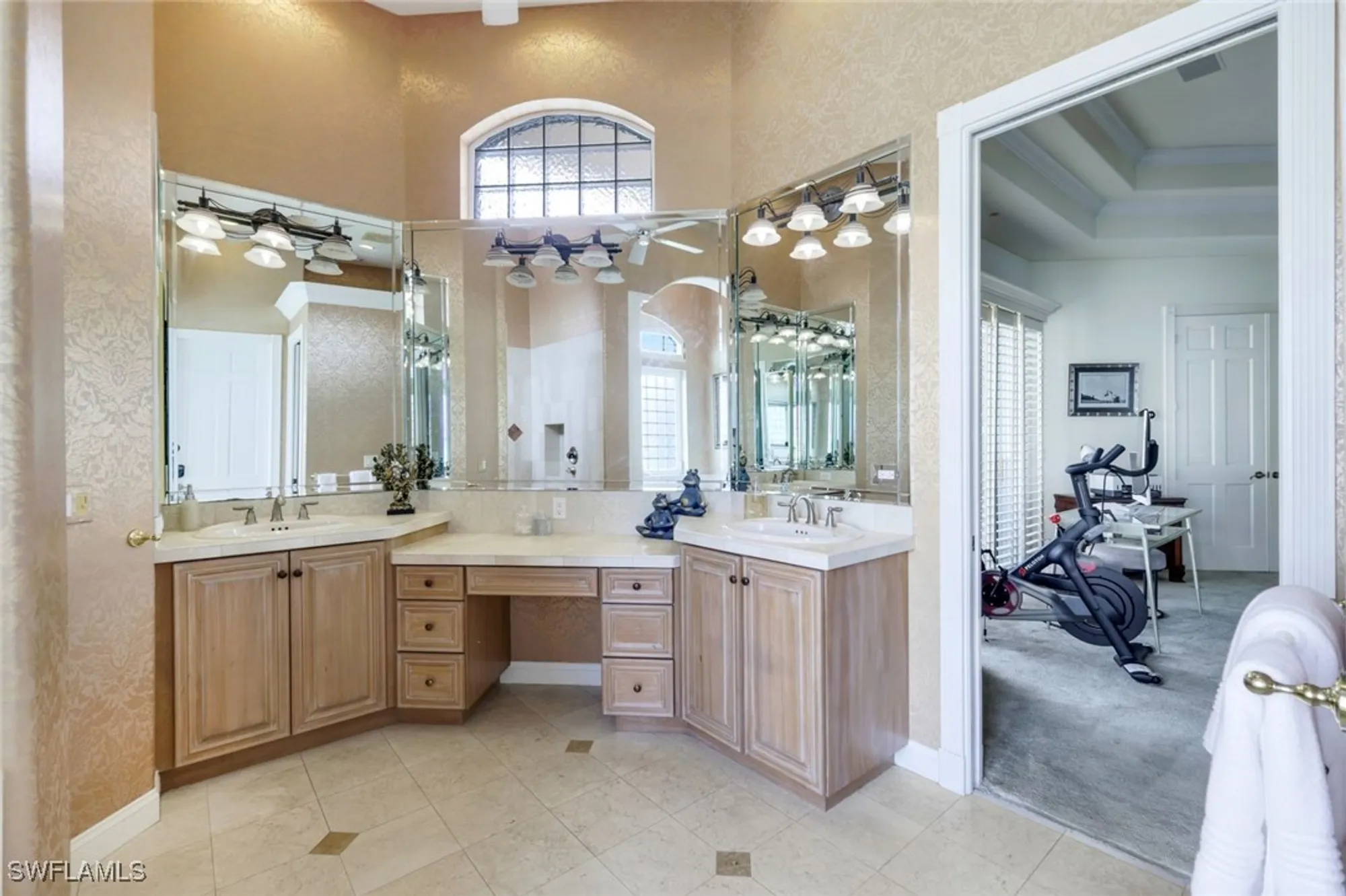 Property Slideshow image 42 of 50 | 14581 headwater bay ln, Fort Myers, FL, 33908