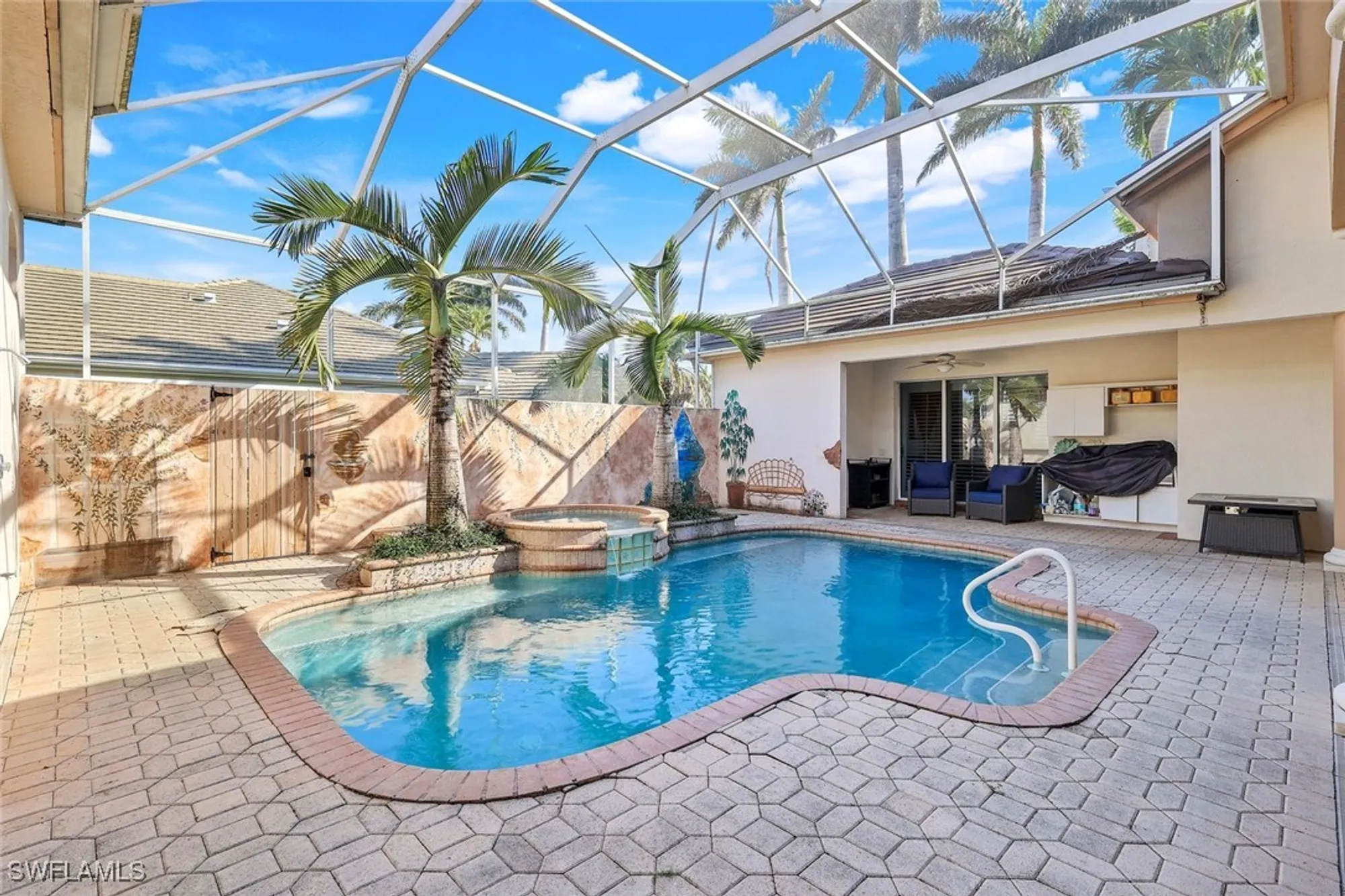 Property Slideshow image 8 of 50 | 14581 headwater bay ln, Fort Myers, FL, 33908