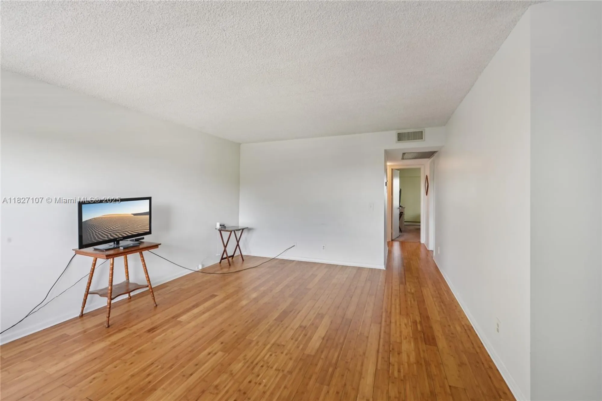 Property Slideshow image 13 of 25 | 13450 sw 3rd st d408, Pembroke Pines, FL, 33027