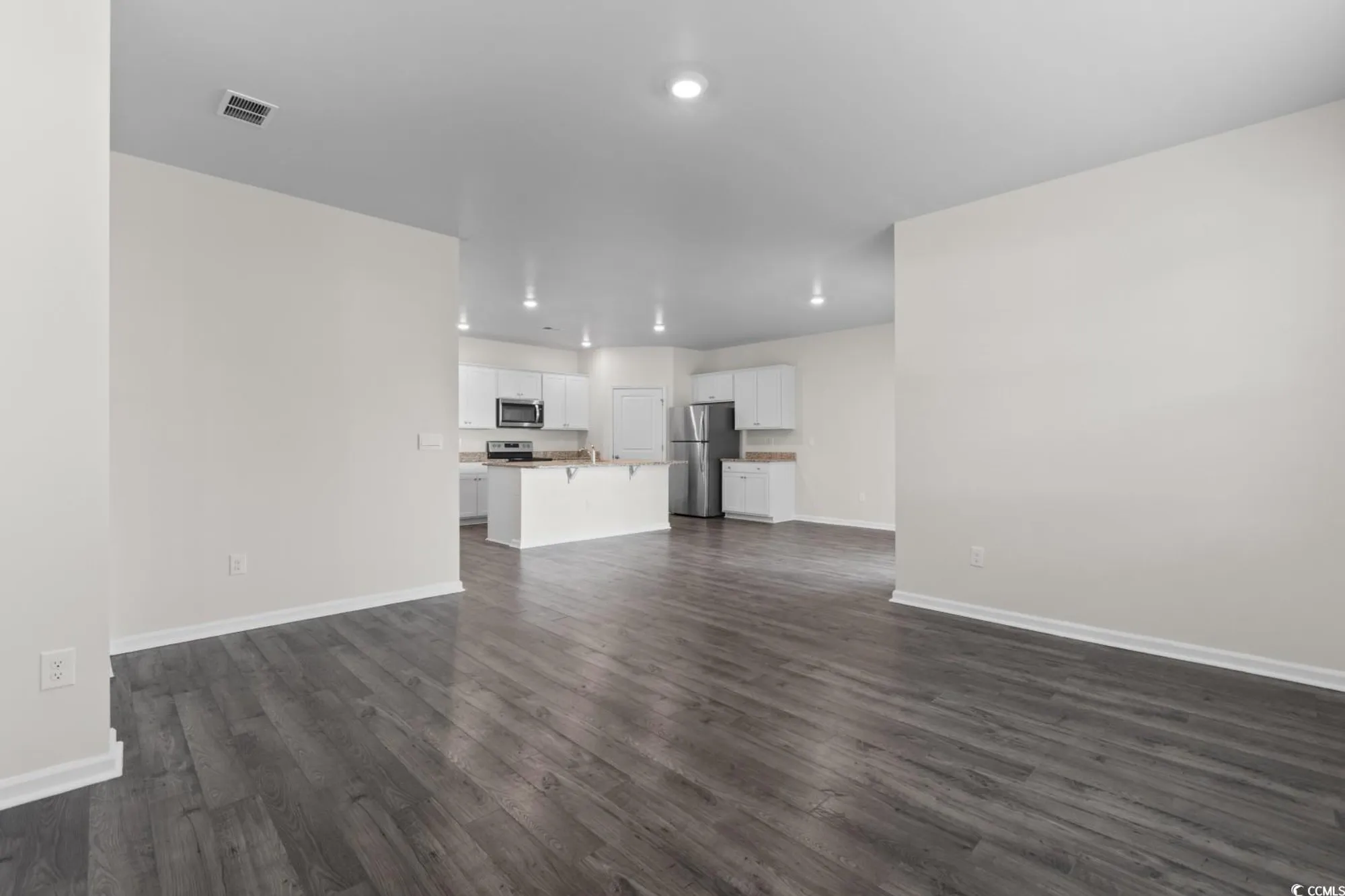 Property Slideshow image 15 of 40 | 1128 sennema cir, Myrtle Beach, SC, 29588