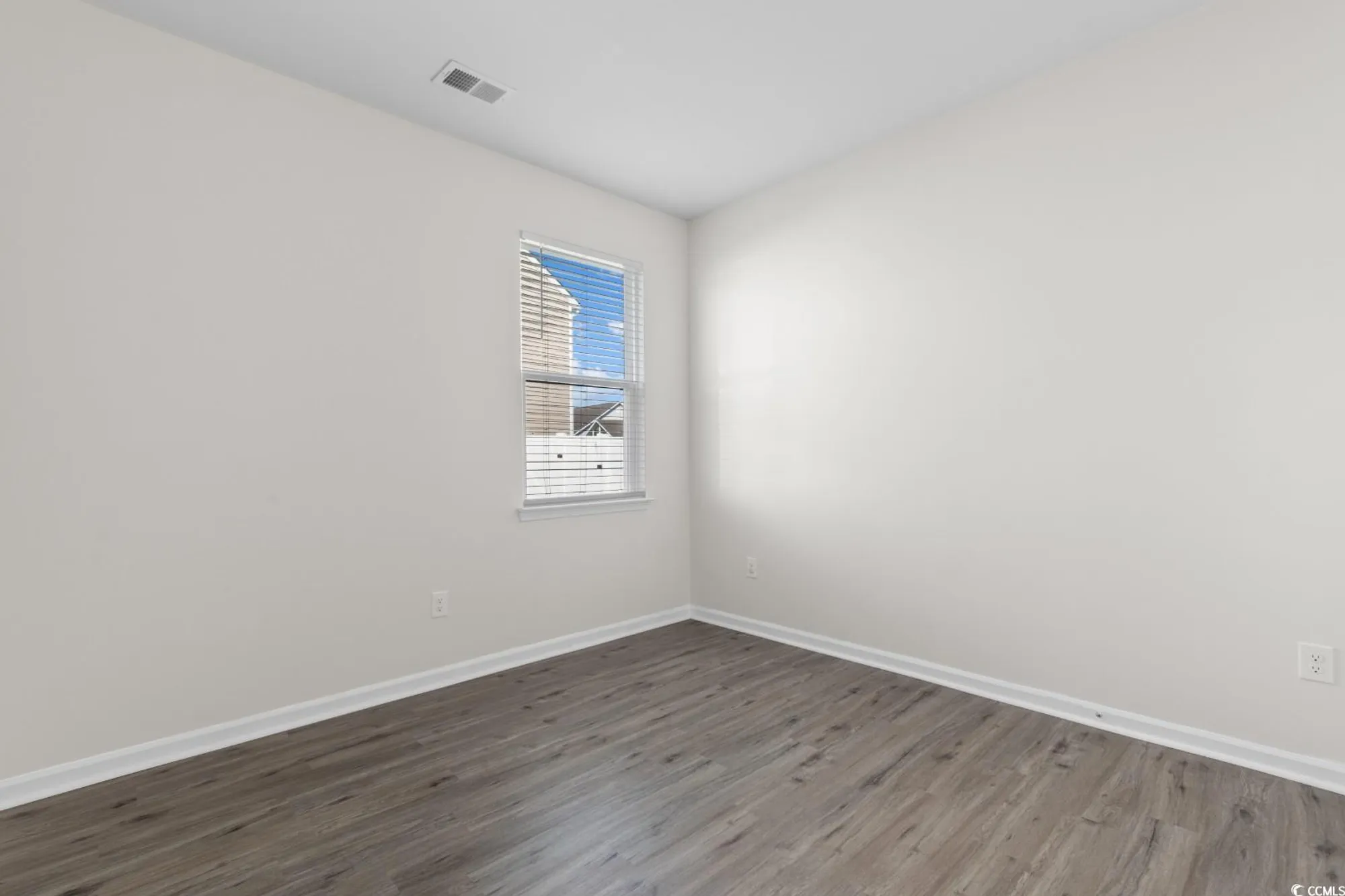 Property Slideshow image 25 of 40 | 1128 sennema cir, Myrtle Beach, SC, 29588