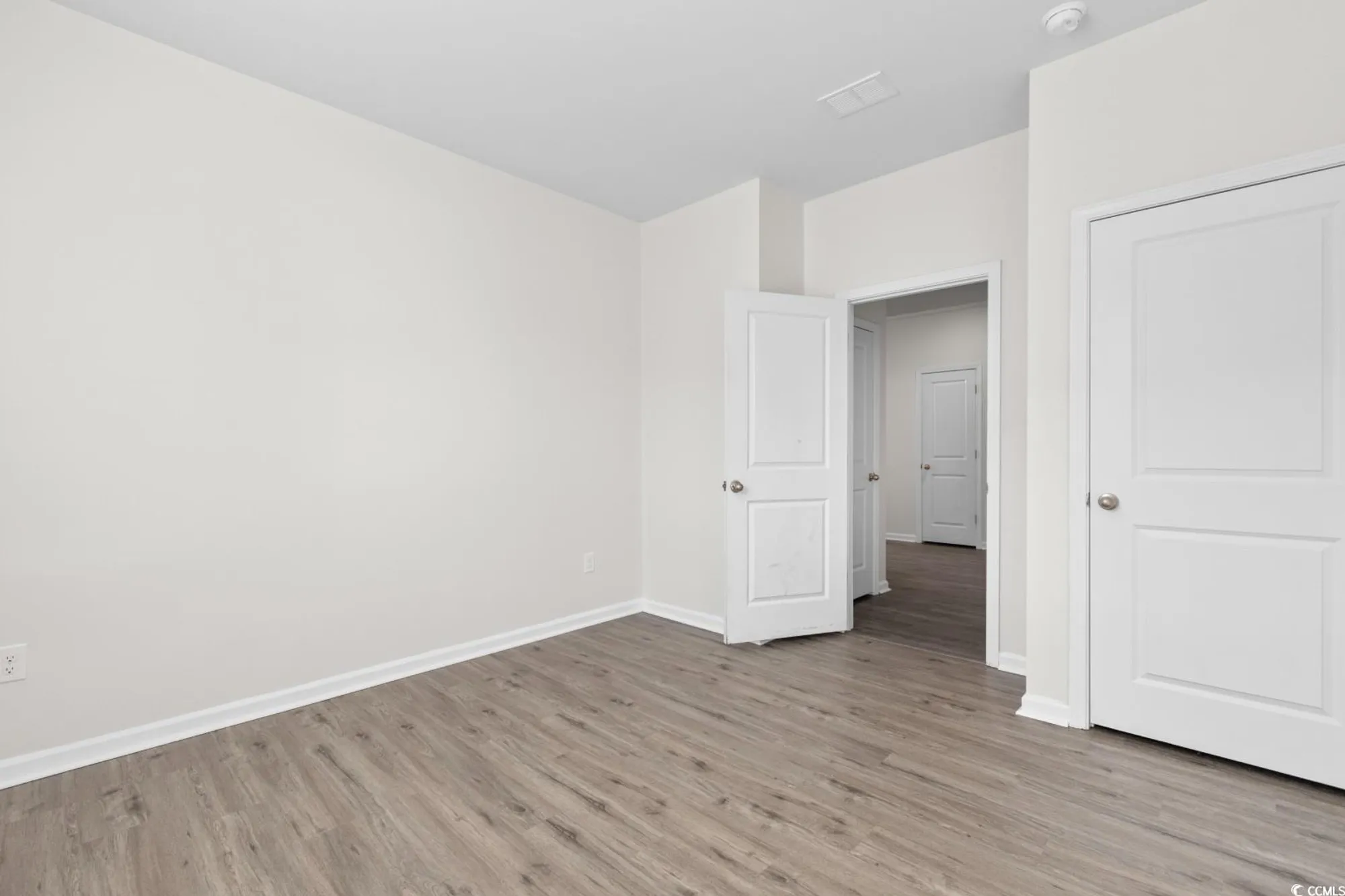 Property Slideshow image 28 of 40 | 1128 sennema cir, Myrtle Beach, SC, 29588