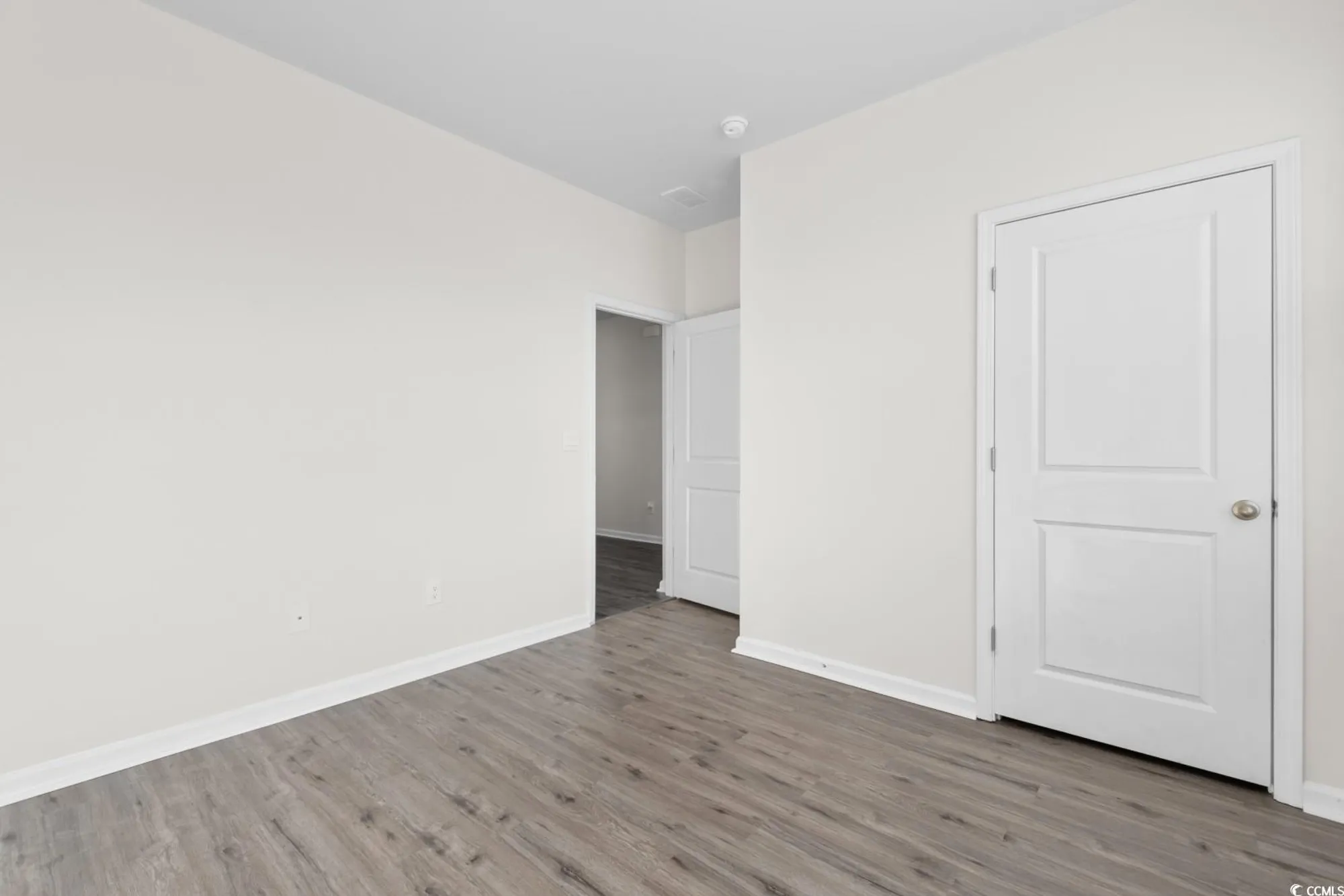 Property Slideshow image 23 of 40 | 1128 sennema cir, Myrtle Beach, SC, 29588