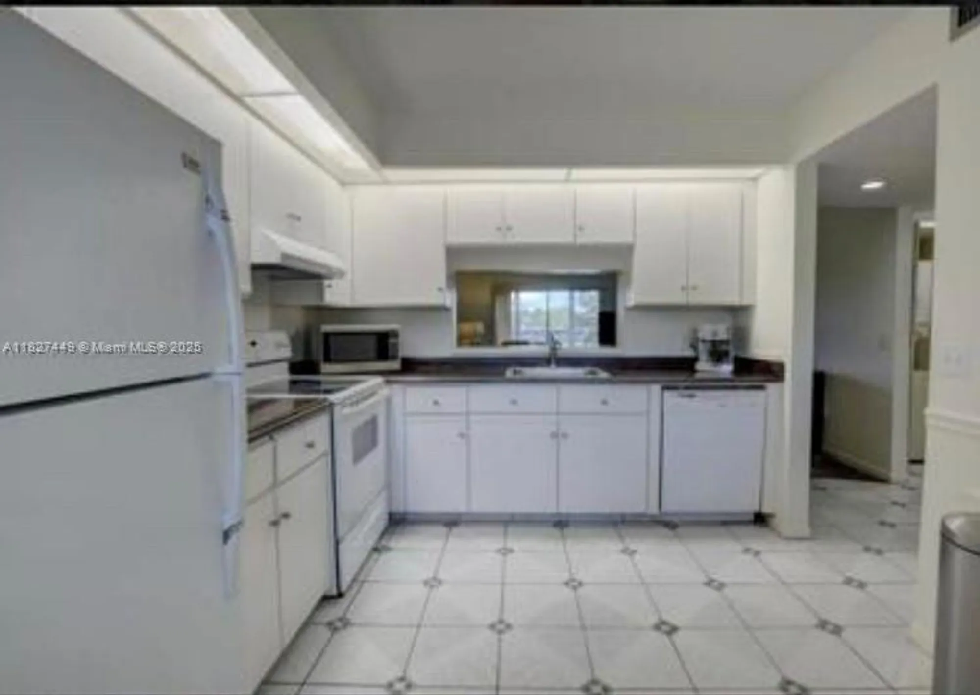 Property Slideshow image 14 of 33 | 901 sw 128th ter 205a, Pembroke Pines, FL, 33027