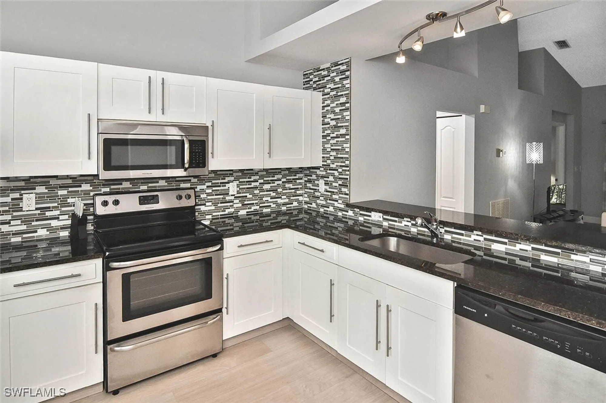Property Slideshow image 19 of 42 | 8075 tiger cv apt 1711, Naples, FL, 34113