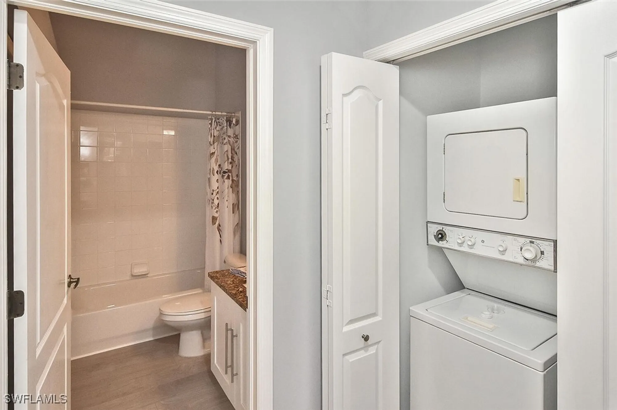 Property Slideshow image 8 of 42 | 8075 tiger cv apt 1711, Naples, FL, 34113