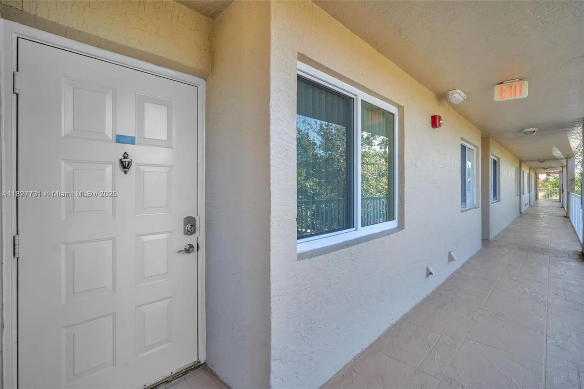 Property Slideshow image 19 of 26 | 9525 weldon cir h305, Tamarac, FL, 33321