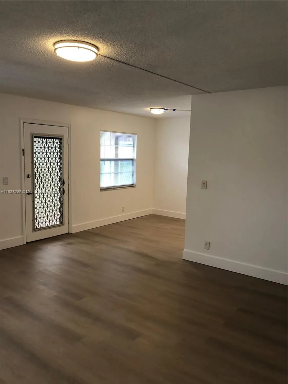 Property Slideshow image 5 of 13 | 850 sw 133rd ter 302b, Pembroke Pines, FL, 33027