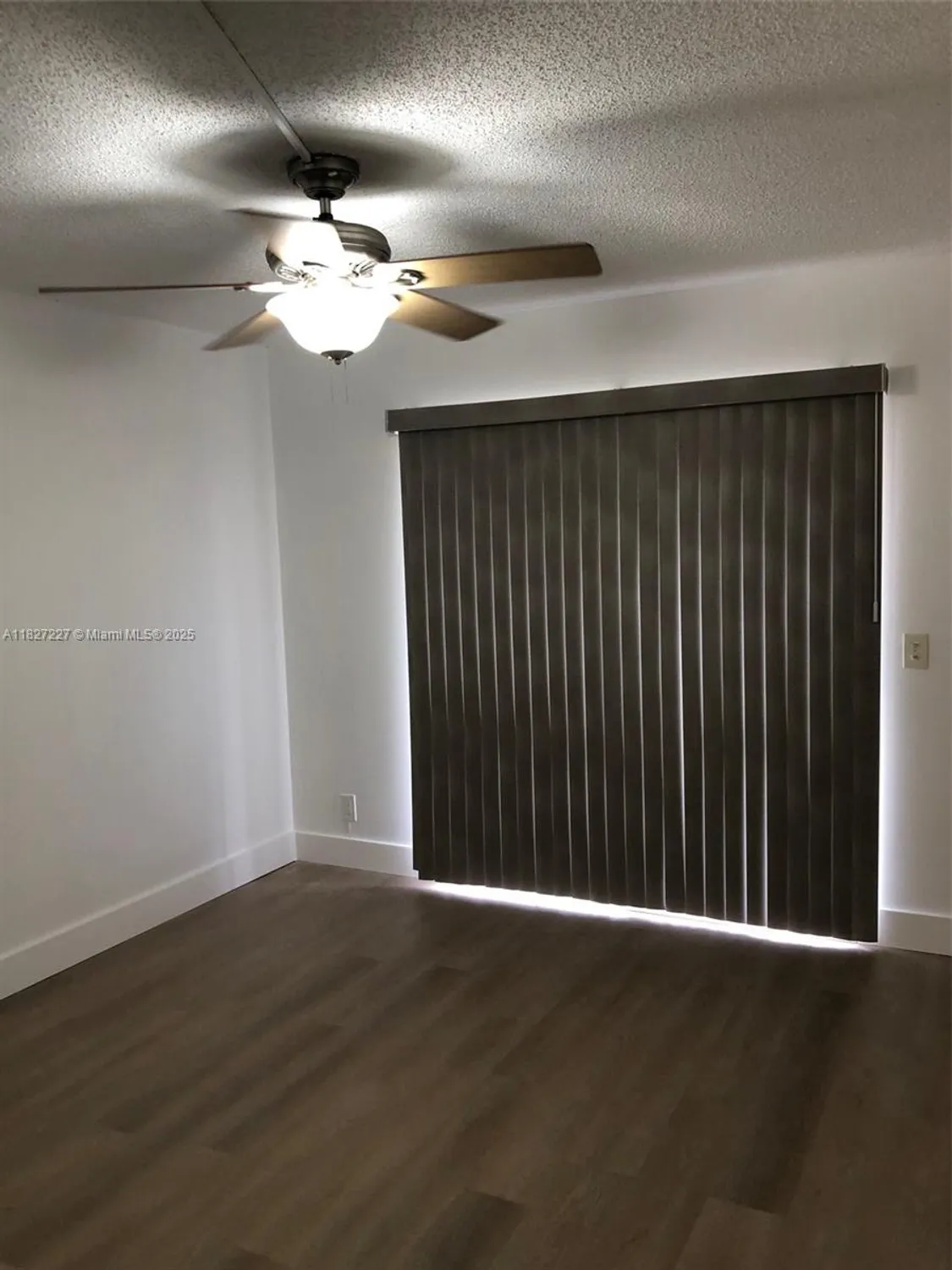 Property Slideshow image 9 of 13 | 850 sw 133rd ter 302b, Pembroke Pines, FL, 33027