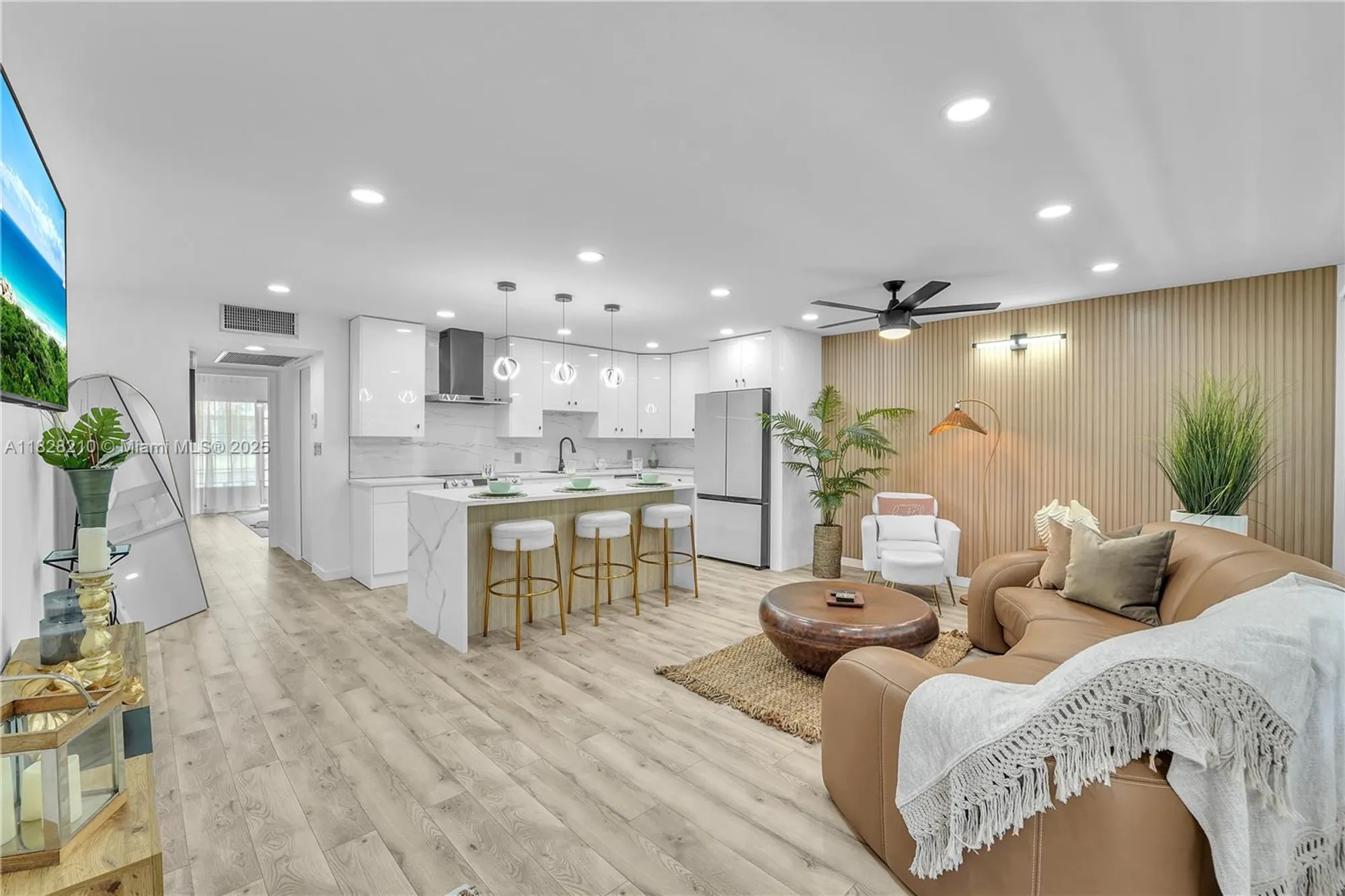 Property Slideshow image 2 of 25 | 2905 victoria pl d2, Coconut Creek, FL, 33066