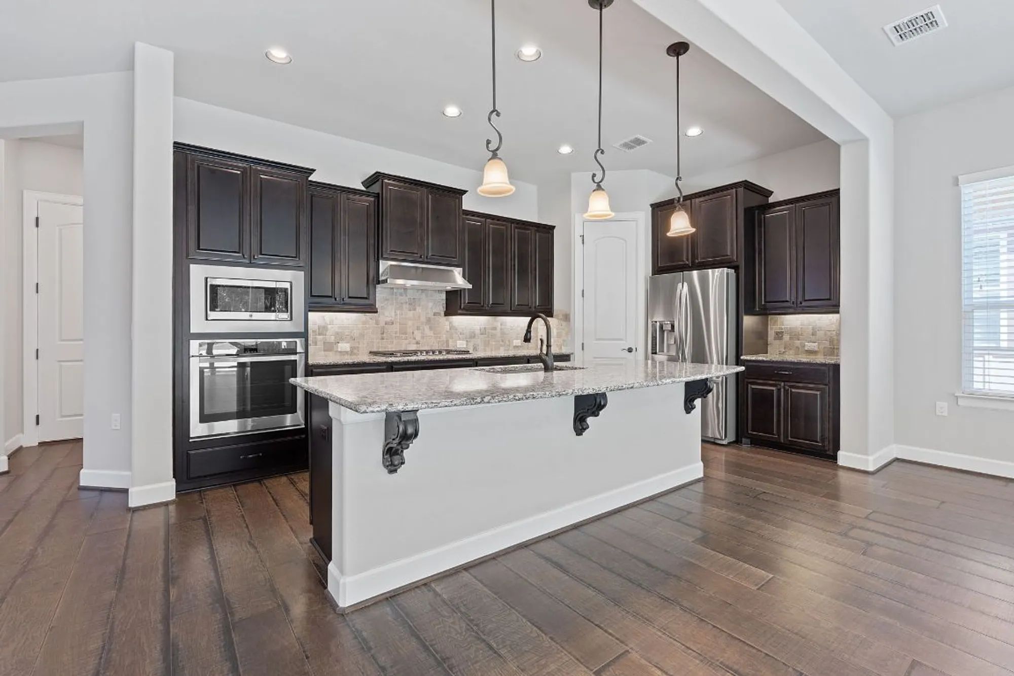 Property Slideshow image 5 of 26 | 140 hopping peach st, San Marcos, TX, 78666