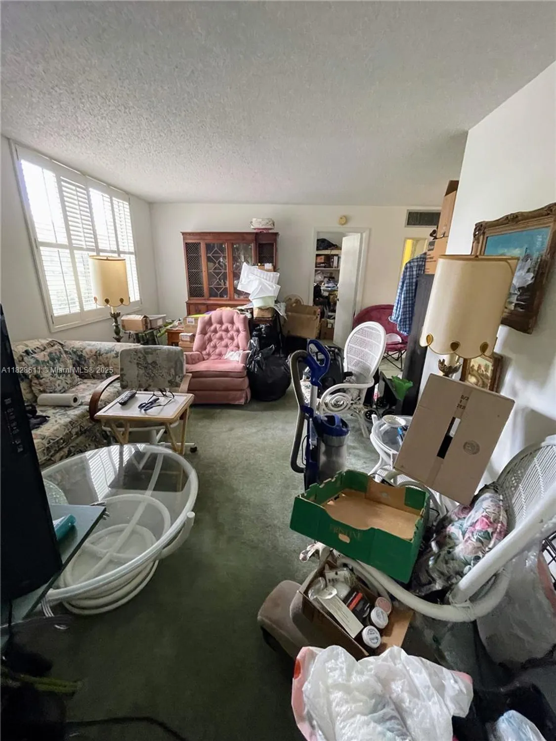 Property Slideshow image 6 of 6 | 9070 lime bay blvd 115, Tamarac, FL, 33321