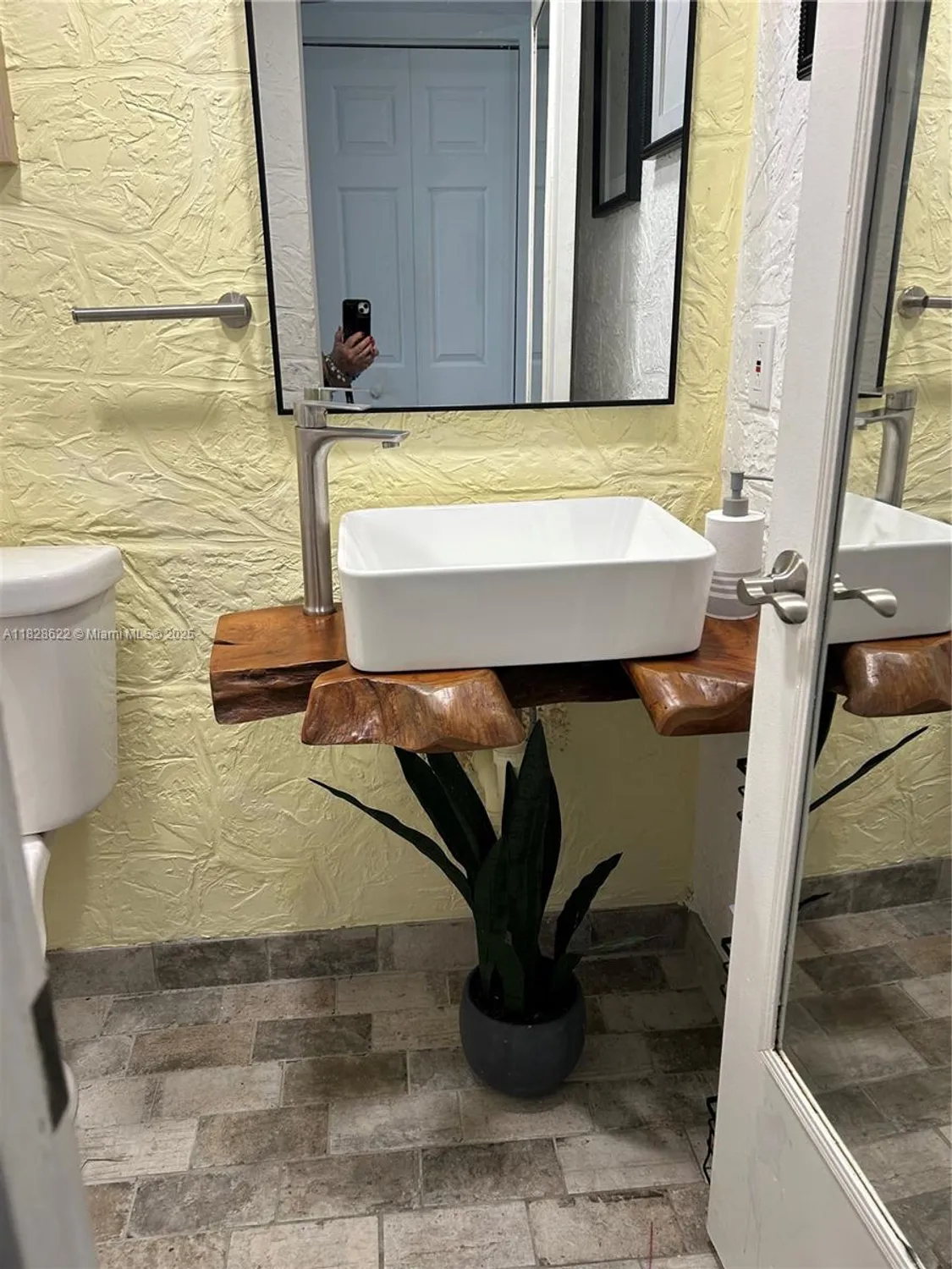 Property Slideshow image 13 of 19 | 38 northampton b # 38, West Palm Beach, FL, 33417