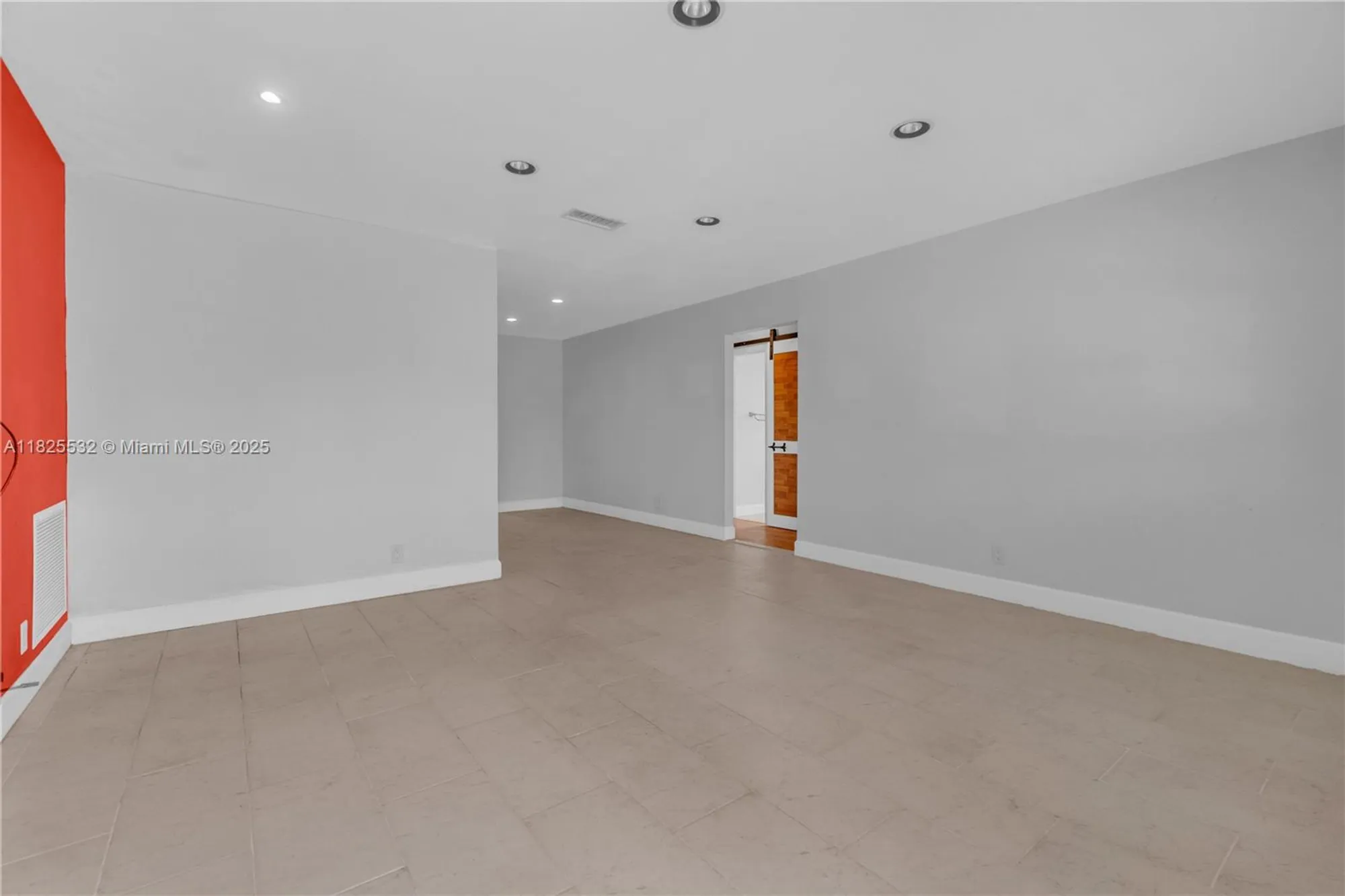 Property Slideshow image 13 of 61 | 6915 nw 17th st, Margate, FL, 33063