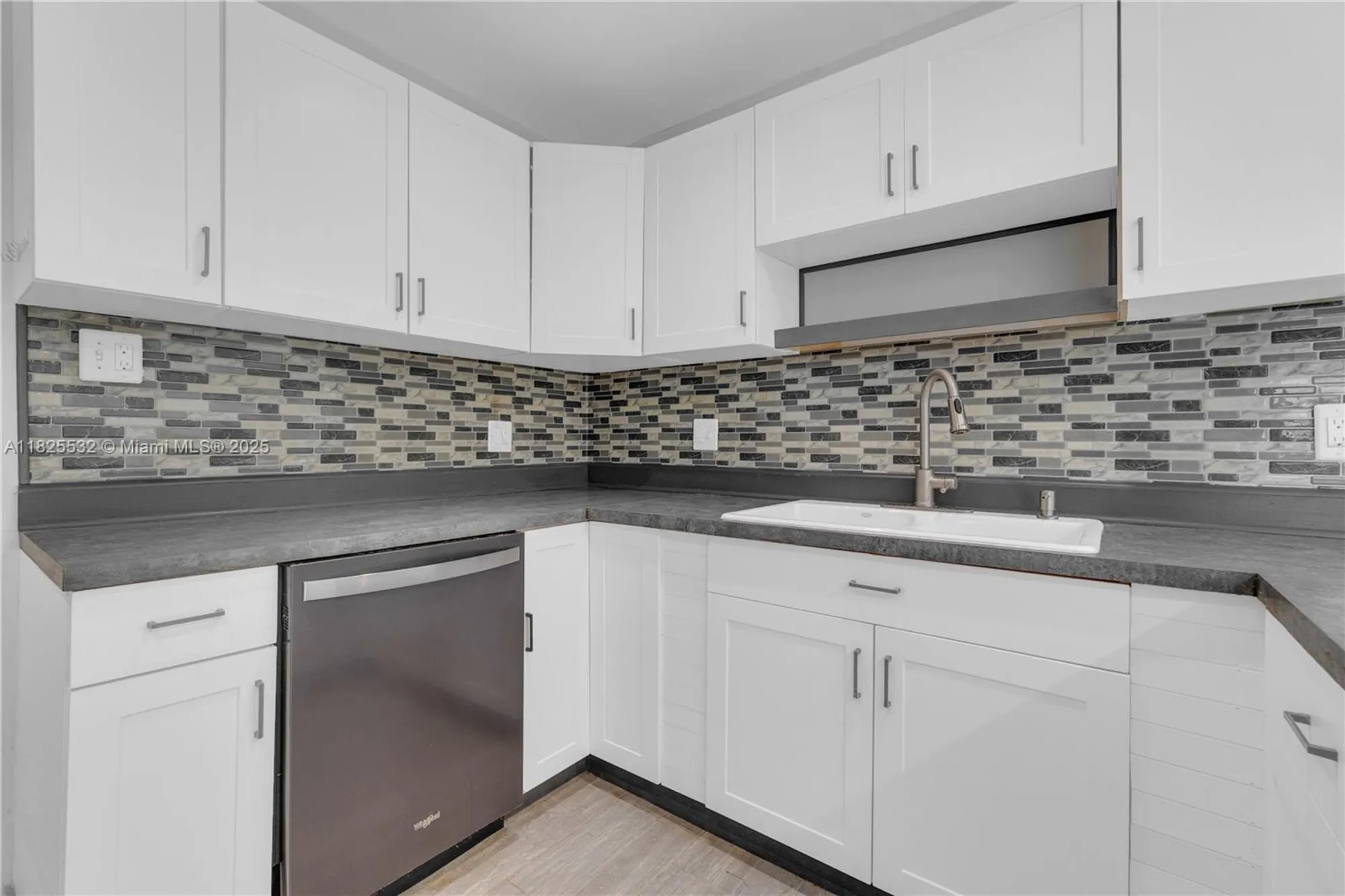 Property Slideshow image 21 of 61 | 6915 nw 17th st, Margate, FL, 33063