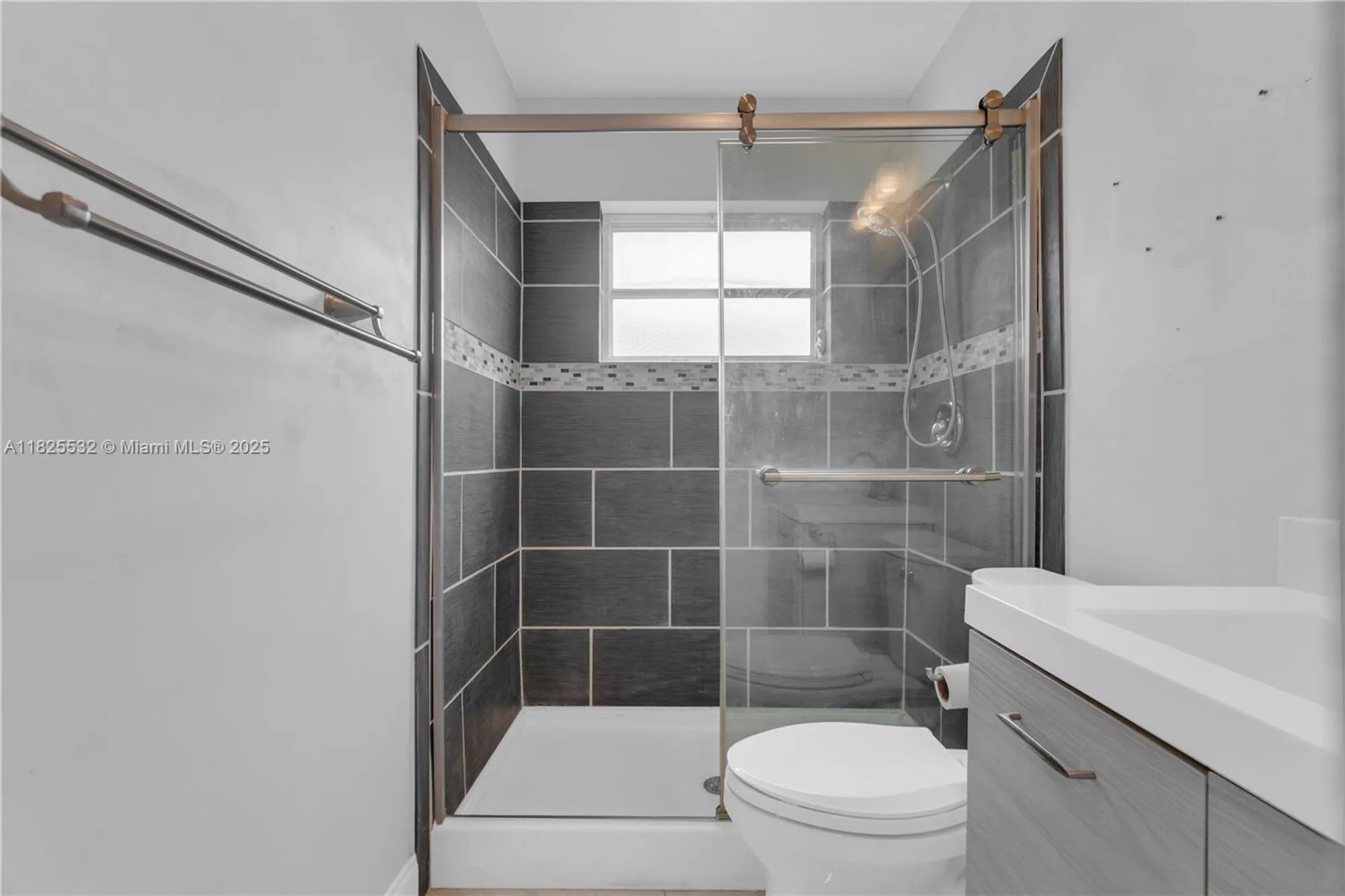 Property Slideshow image 33 of 61 | 6915 nw 17th st, Margate, FL, 33063