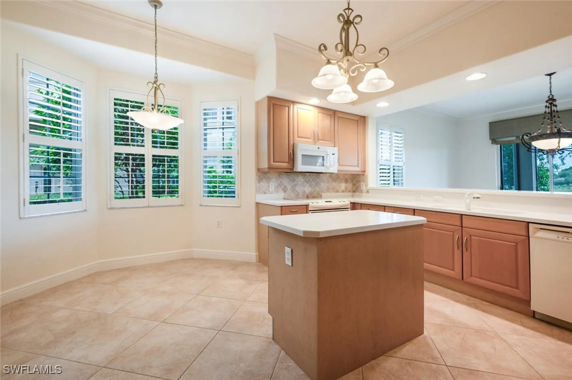 Property Slideshow image 9 of 35 | 798 regency reserve cir apt 1101, Naples, FL, 34119