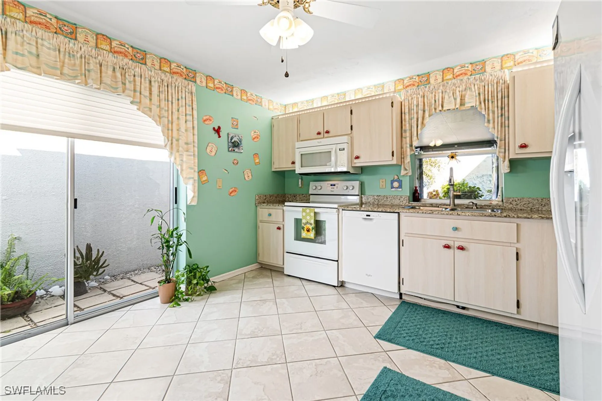 Property Slideshow image 15 of 37 | 9817 maplecrest cir, Lehigh Acres, FL, 33936