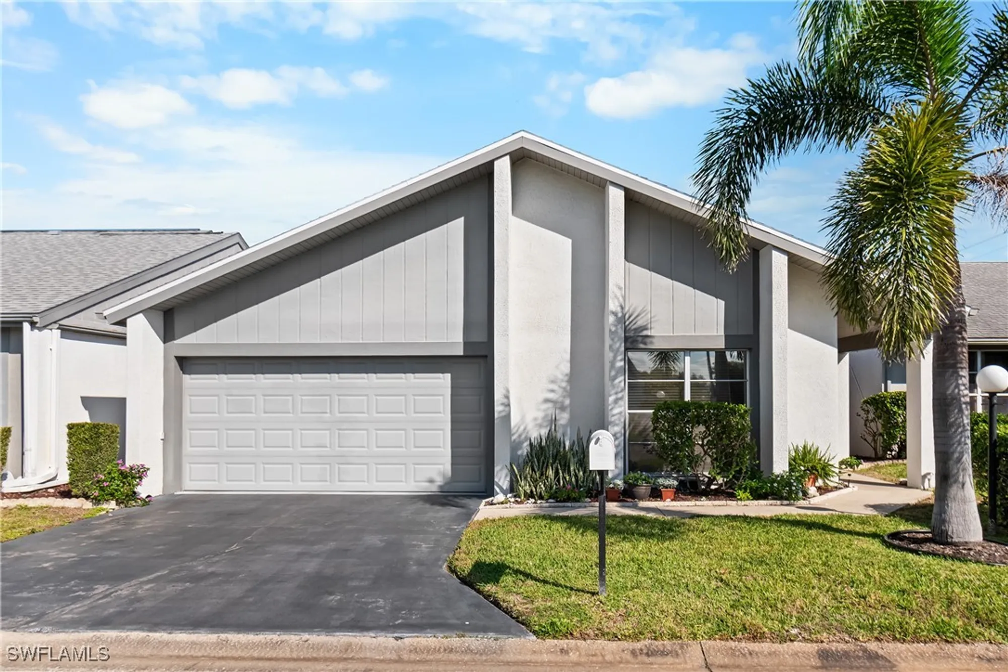 Property Slideshow image 1 of 37 | 9817 maplecrest cir, Lehigh Acres, FL, 33936