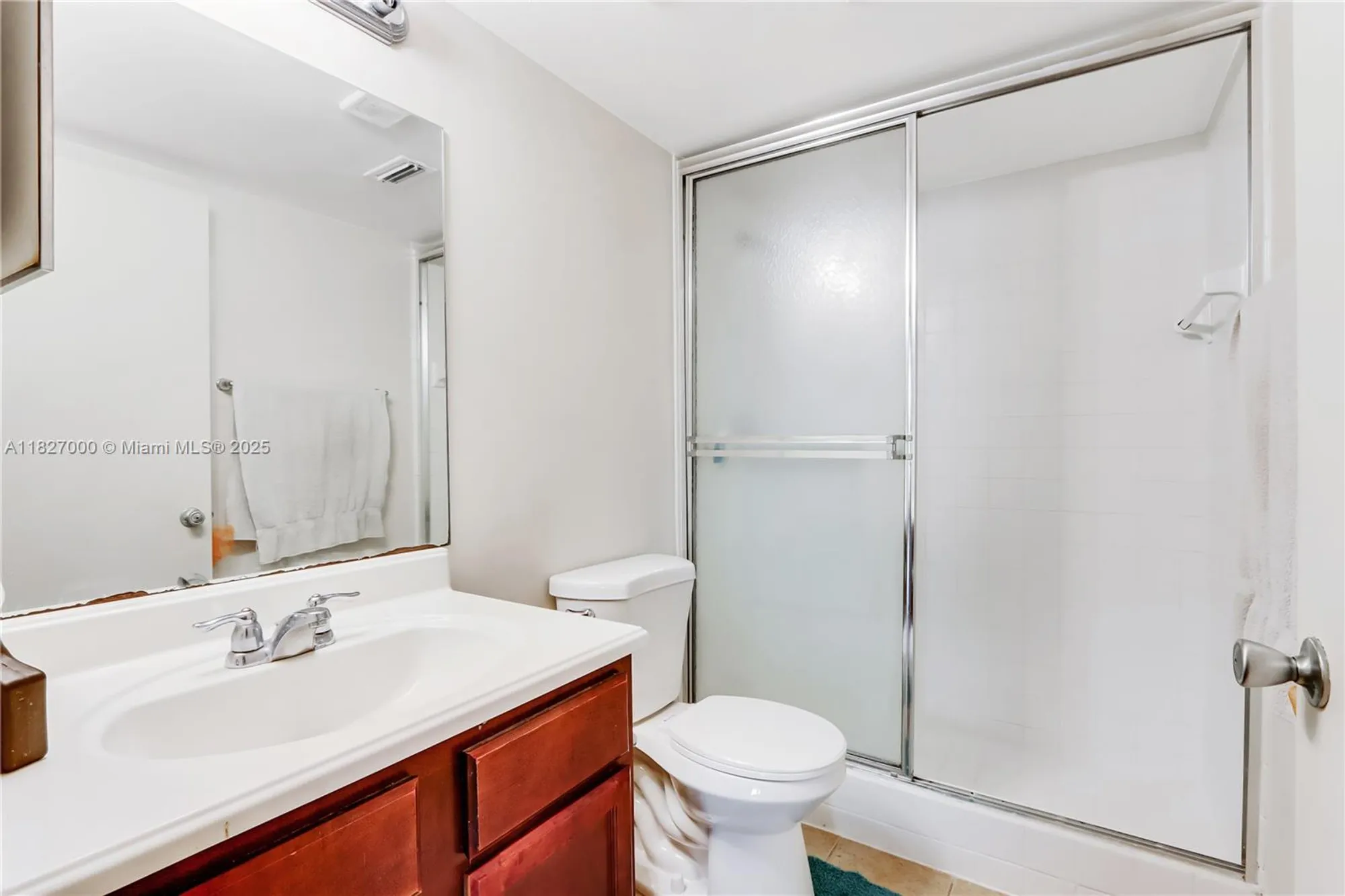 Property Slideshow image 22 of 23 | 7680 westwood dr 823, Tamarac, FL, 33321