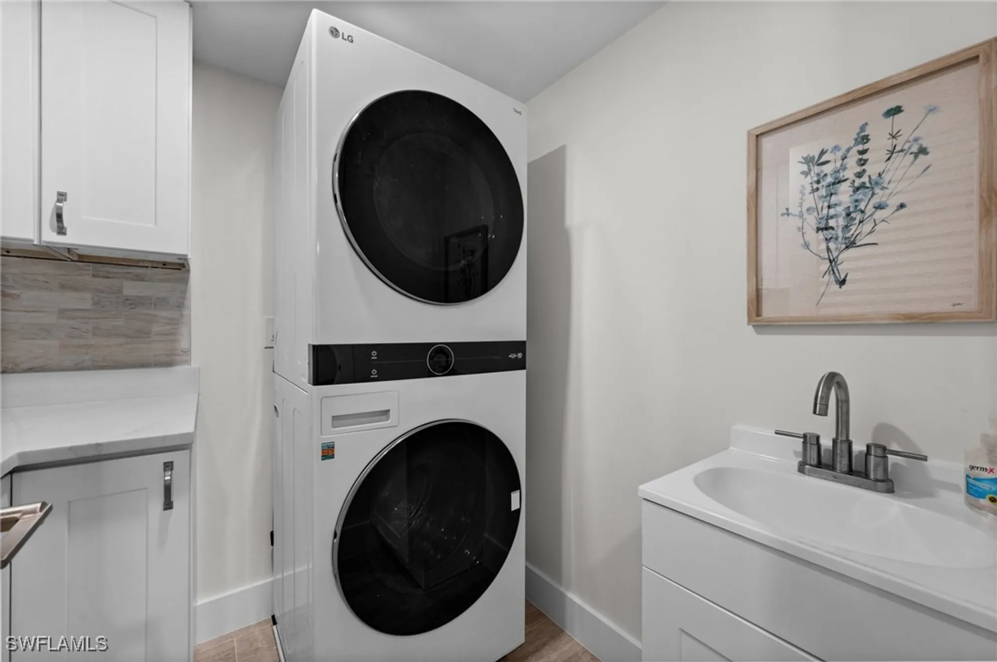 Property Slideshow image 22 of 40 | 3400 gulf shore blvd k2, Naples, FL, 34103