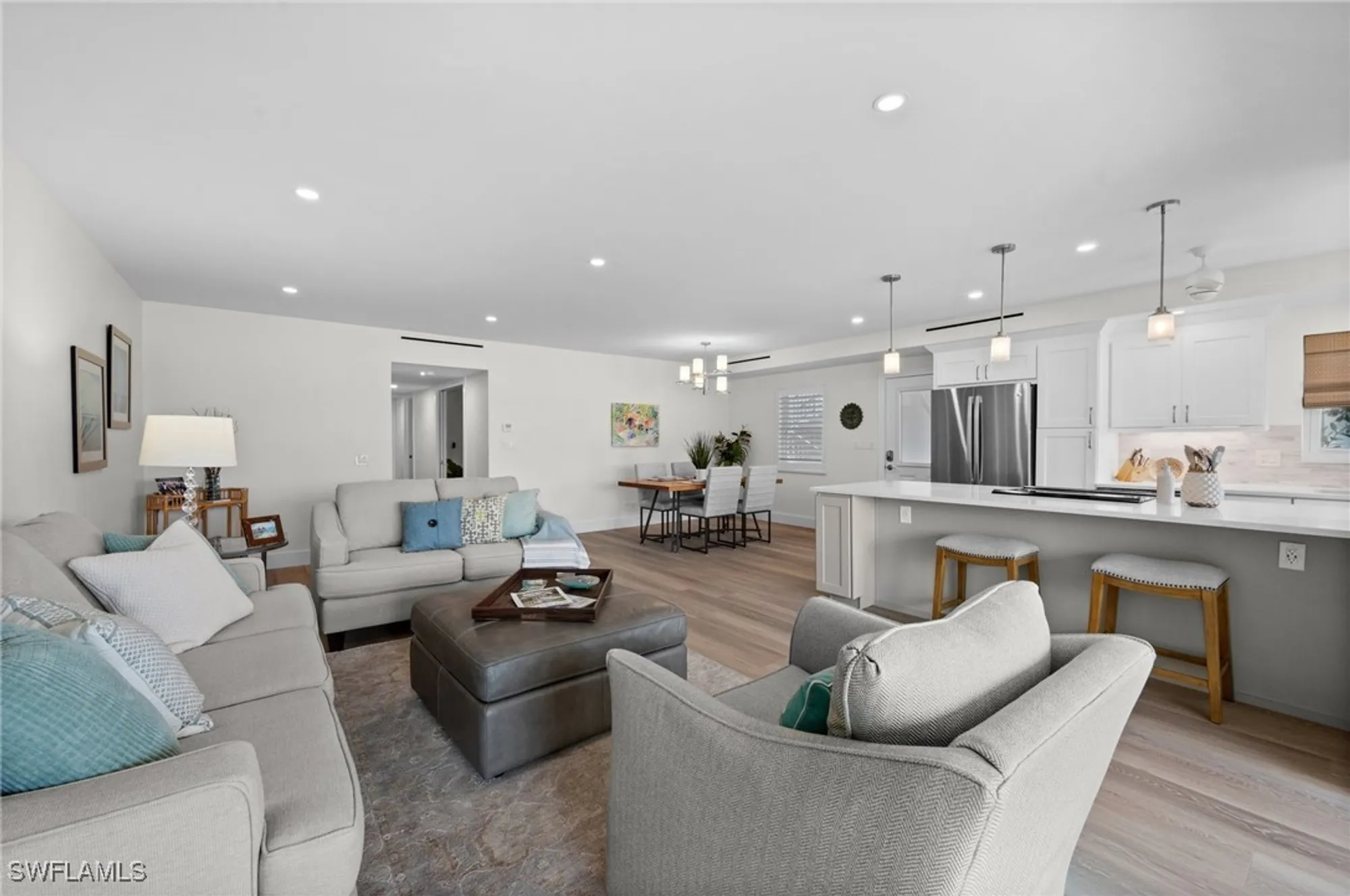 Property Slideshow image 8 of 40 | 3400 gulf shore blvd k2, Naples, FL, 34103