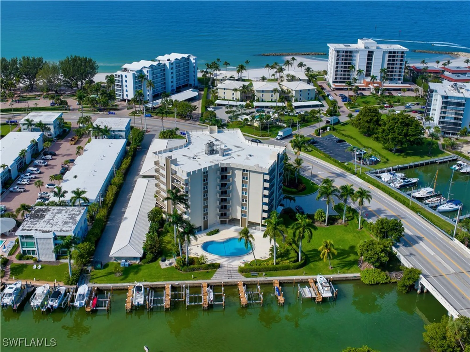 Property Slideshow image 1 of 13 | 2150 gulf shore blvd 411, Naples, FL, 34102