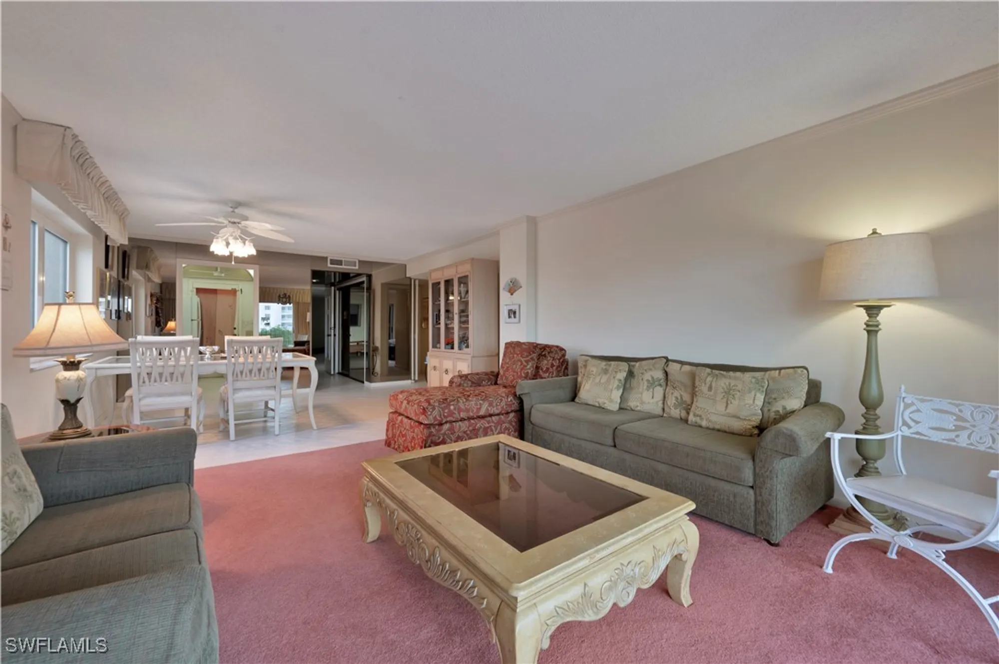 Property Slideshow image 10 of 13 | 2150 gulf shore blvd 411, Naples, FL, 34102