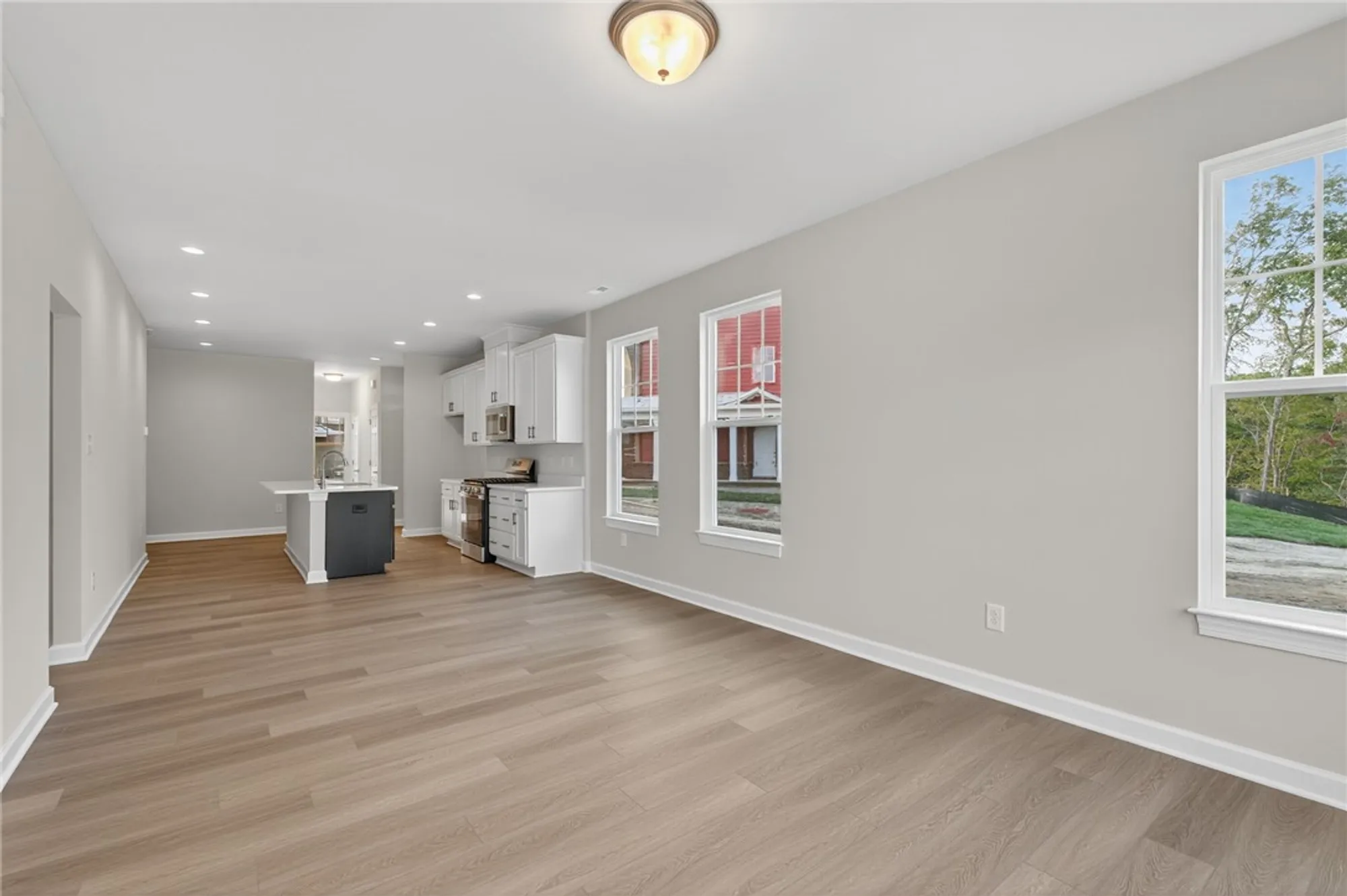 Property Slideshow image 15 of 50 | 3015 plymouth pl, Williamsburg, VA, 23185