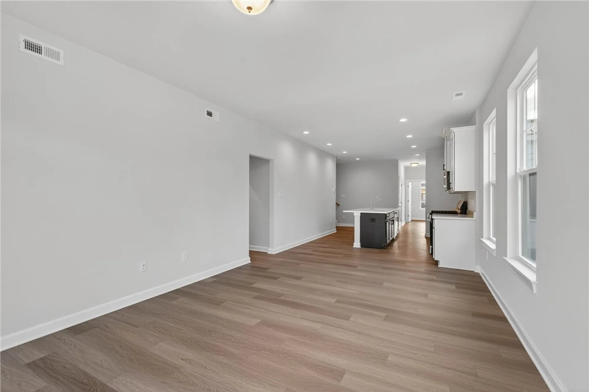 Property Slideshow image 16 of 50 | 3015 plymouth pl, Williamsburg, VA, 23185