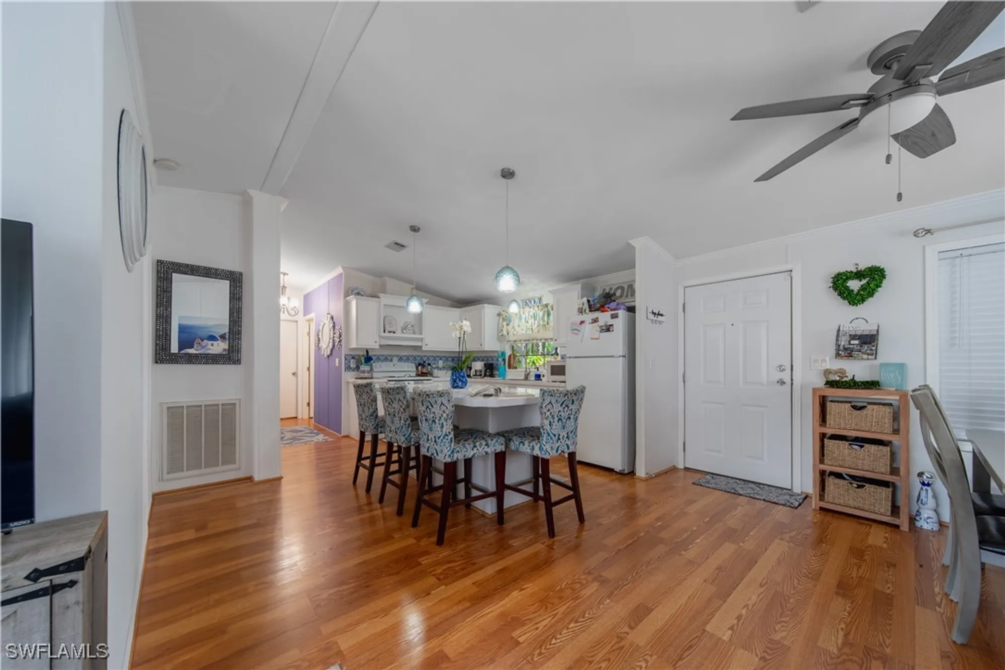 Property Slideshow image 10 of 31 | 433 riviera blvd, Naples, FL, 34112