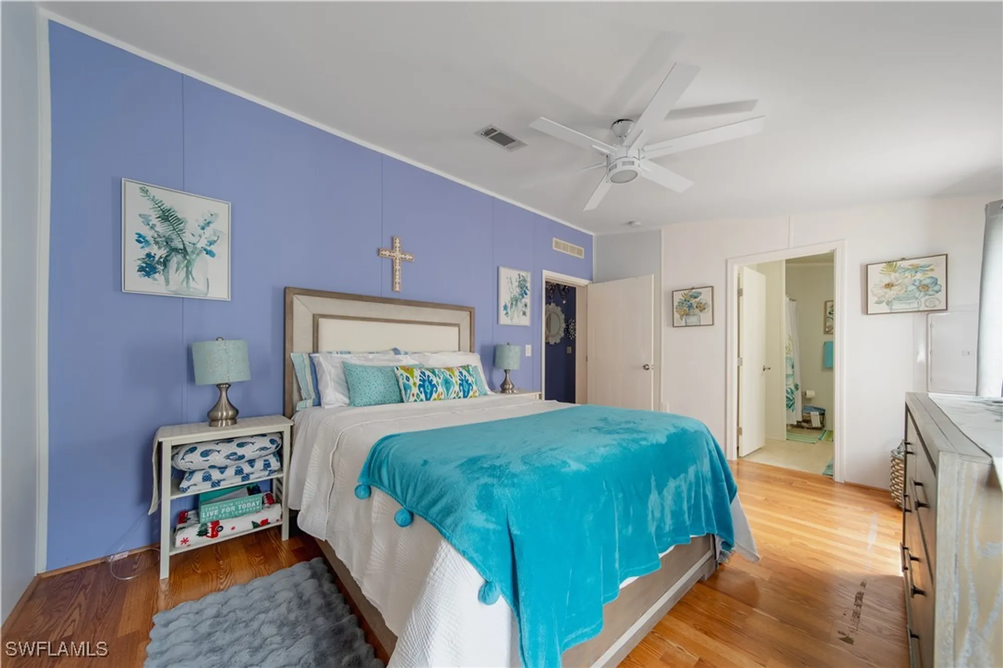 Property Slideshow image 12 of 31 | 433 riviera blvd, Naples, FL, 34112