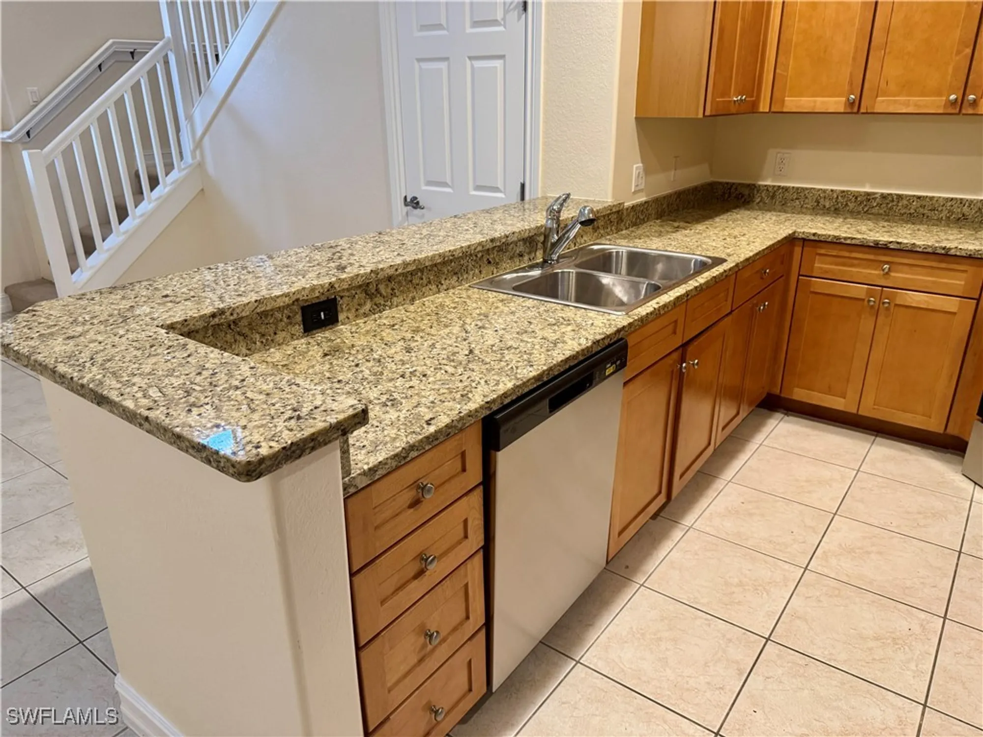 Property Slideshow image 5 of 28 | 9098 capistrano st 7103, Naples, FL, 34113