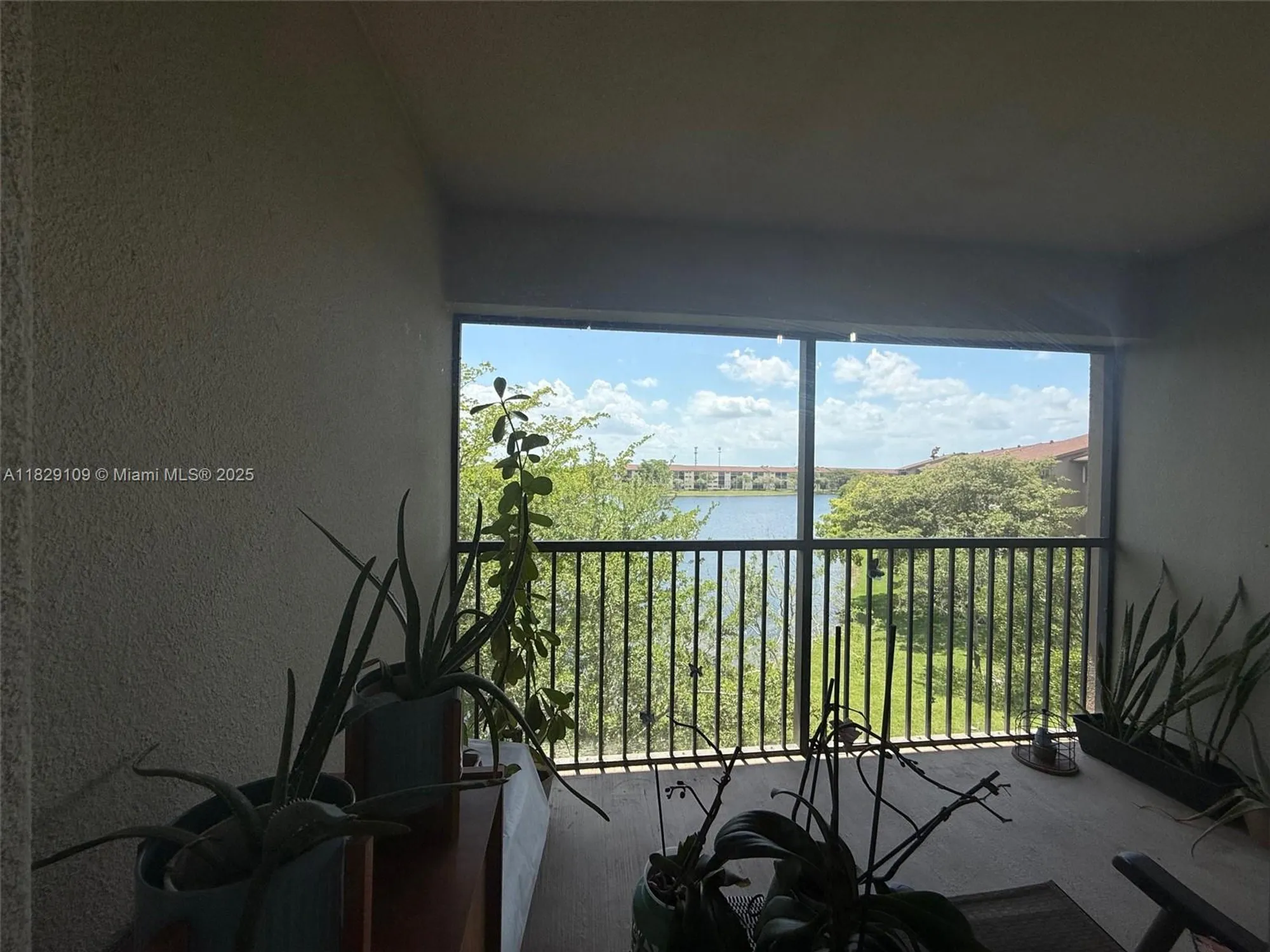Property Slideshow image 17 of 35 | 1400 sw 137th ave 411f, Pembroke Pines, FL, 33027