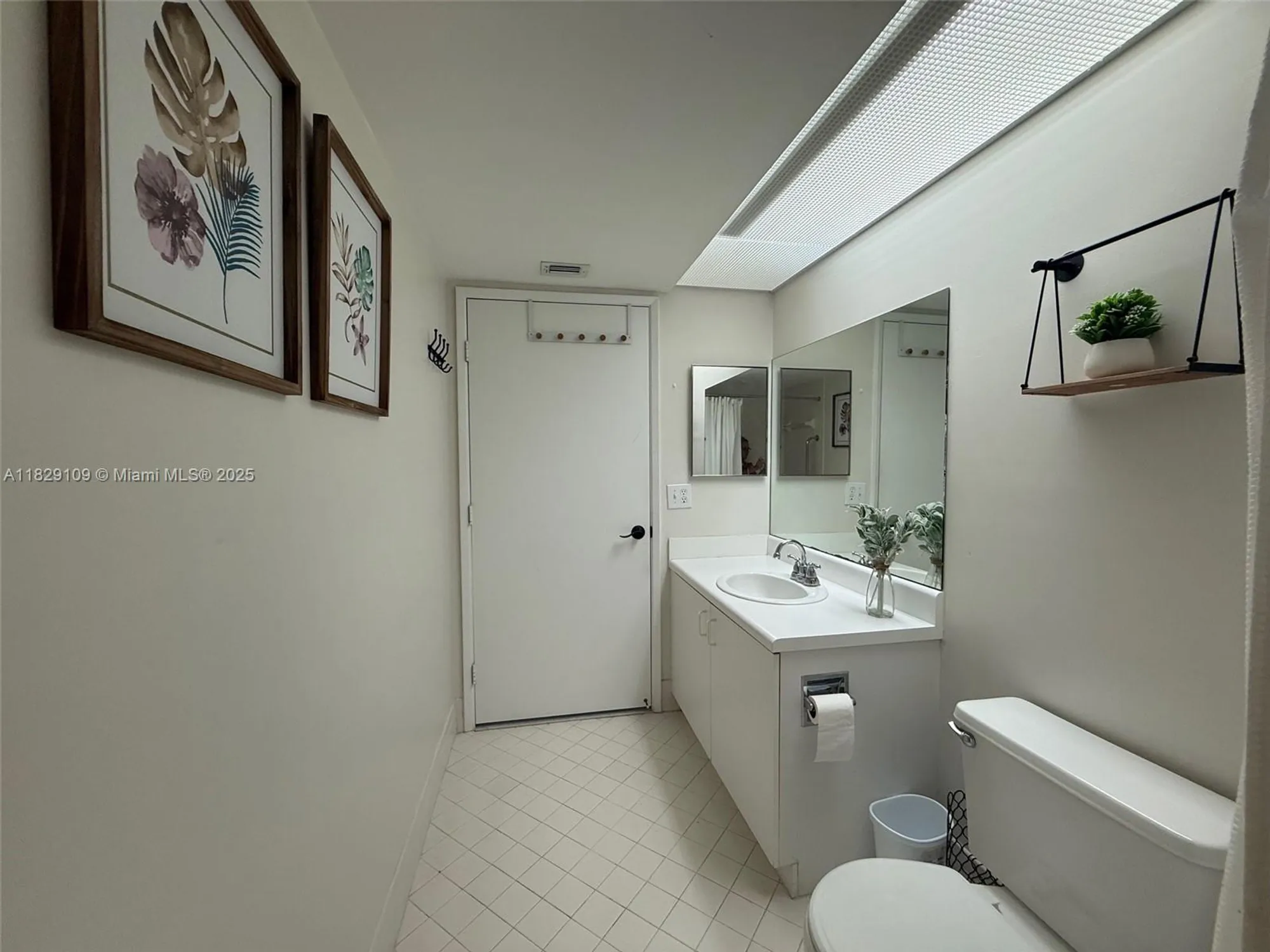 Property Slideshow image 26 of 35 | 1400 sw 137th ave 411f, Pembroke Pines, FL, 33027