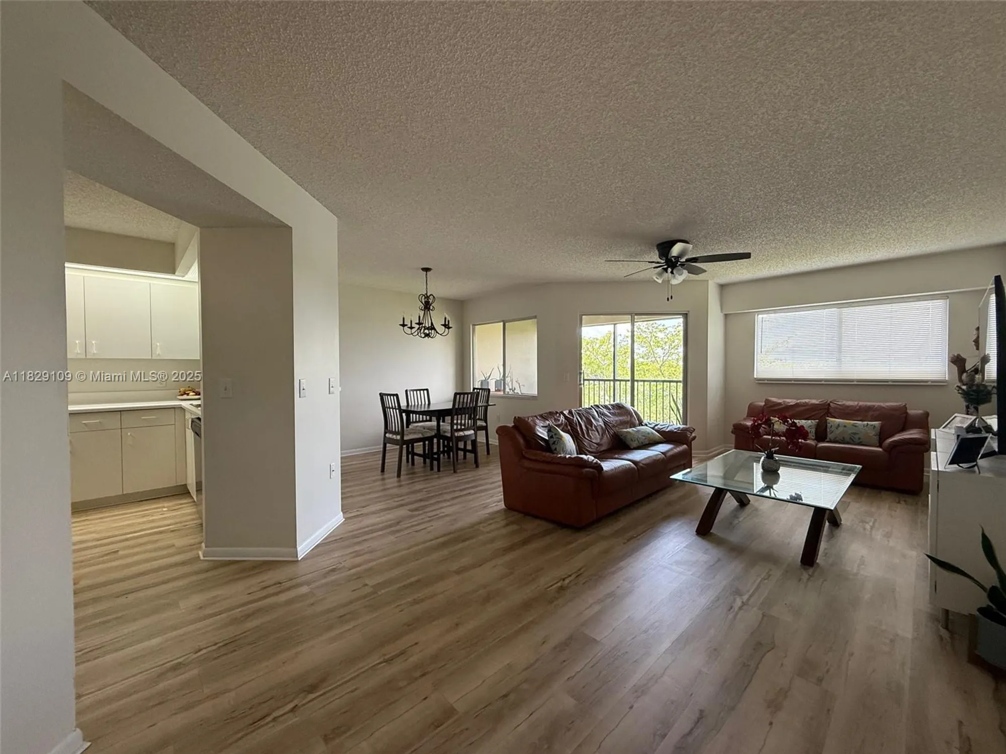 Property Slideshow image 7 of 35 | 1400 sw 137th ave 411f, Pembroke Pines, FL, 33027