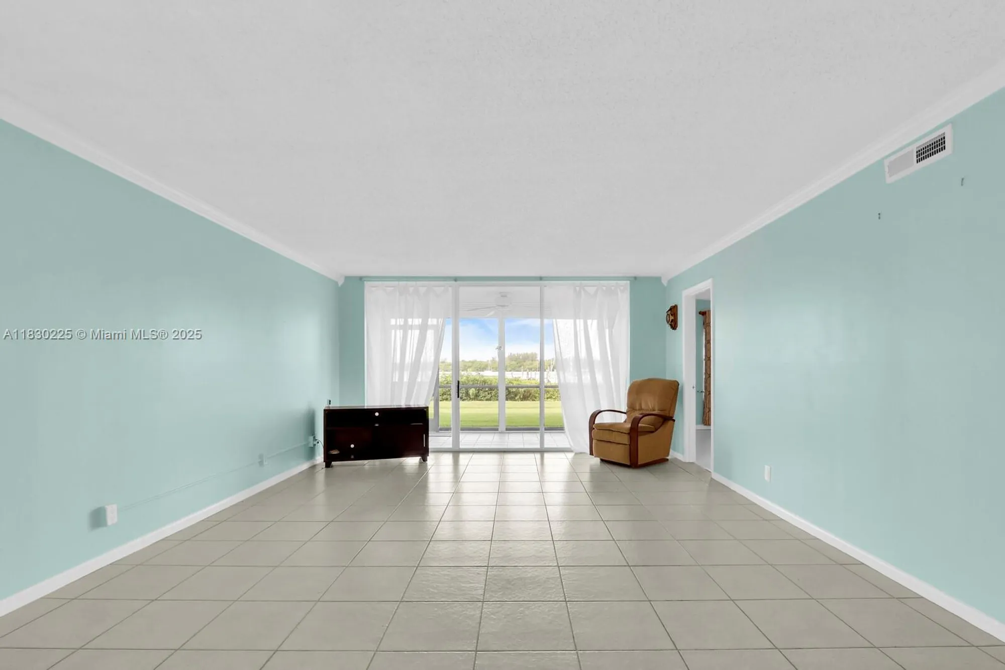 Property Slideshow image 18 of 53 | 3100 se pruitt rd apt h104, Port St Lucie, FL, 34952