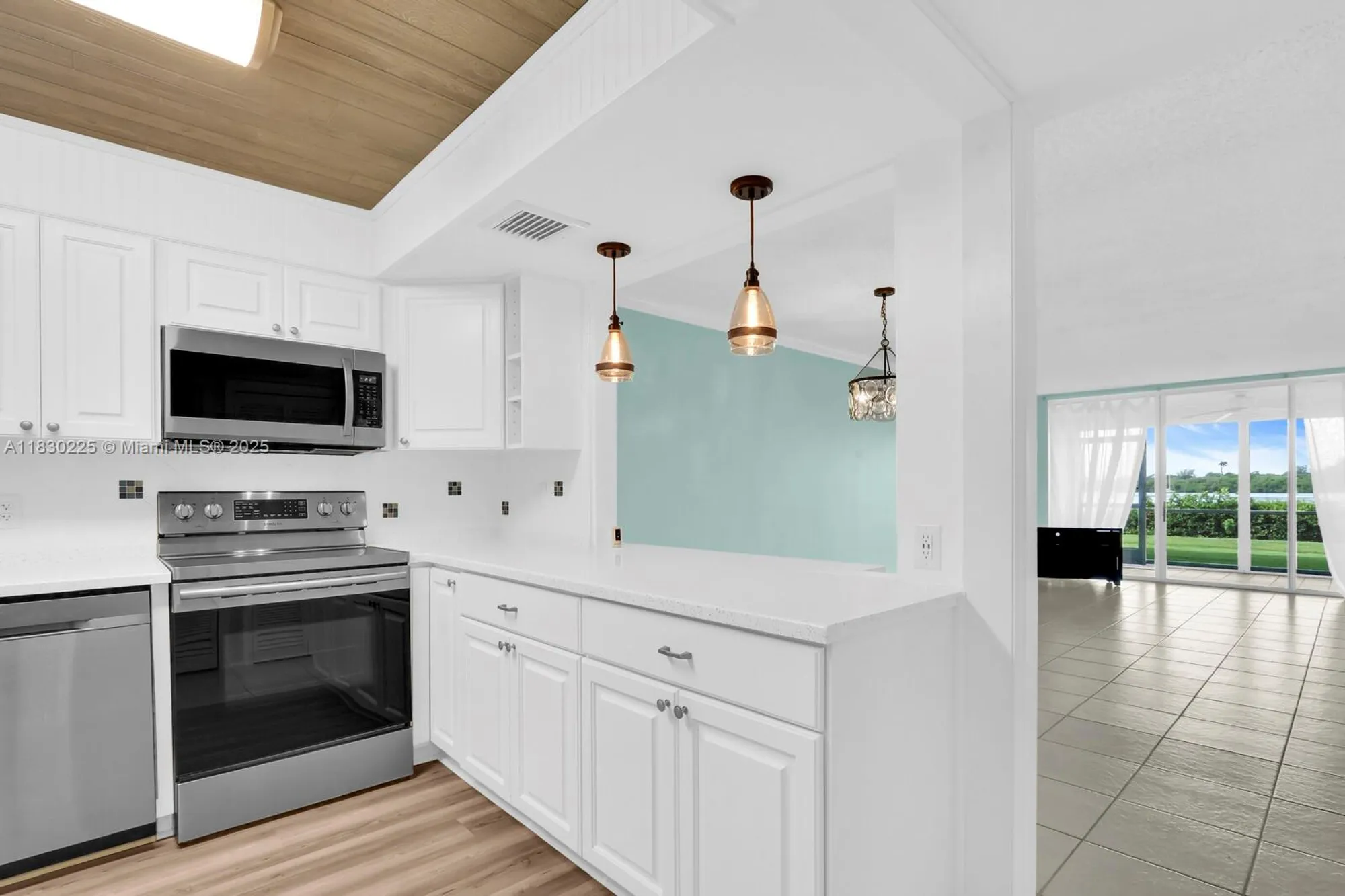 Property Slideshow image 7 of 53 | 3100 se pruitt rd apt h104, Port St Lucie, FL, 34952