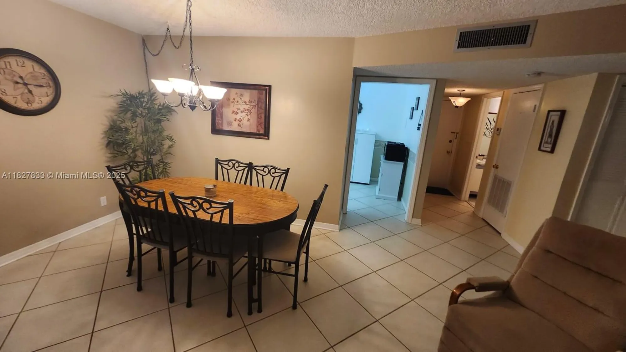 Property Slideshow image 9 of 19 | 2061 nw 47th ter 103, Lauderhill, FL, 33313