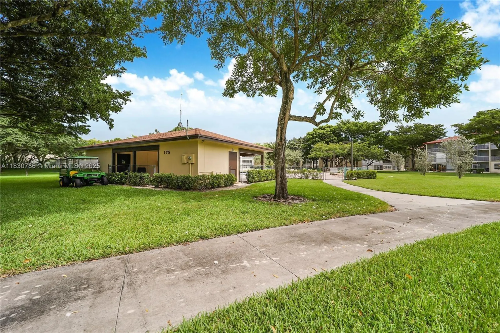 Property Slideshow image 14 of 14 | 251 sw 134th way m204, Pembroke Pines, FL, 33027