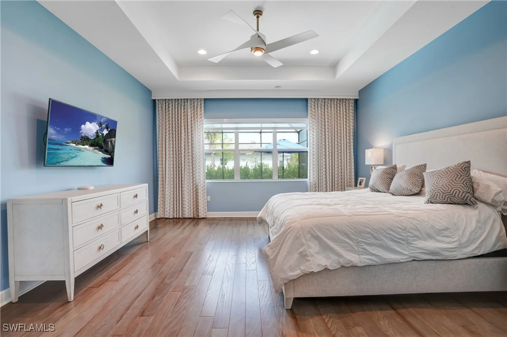 Property Slideshow image 27 of 50 | 12068 azalea way, Naples, FL, 34120