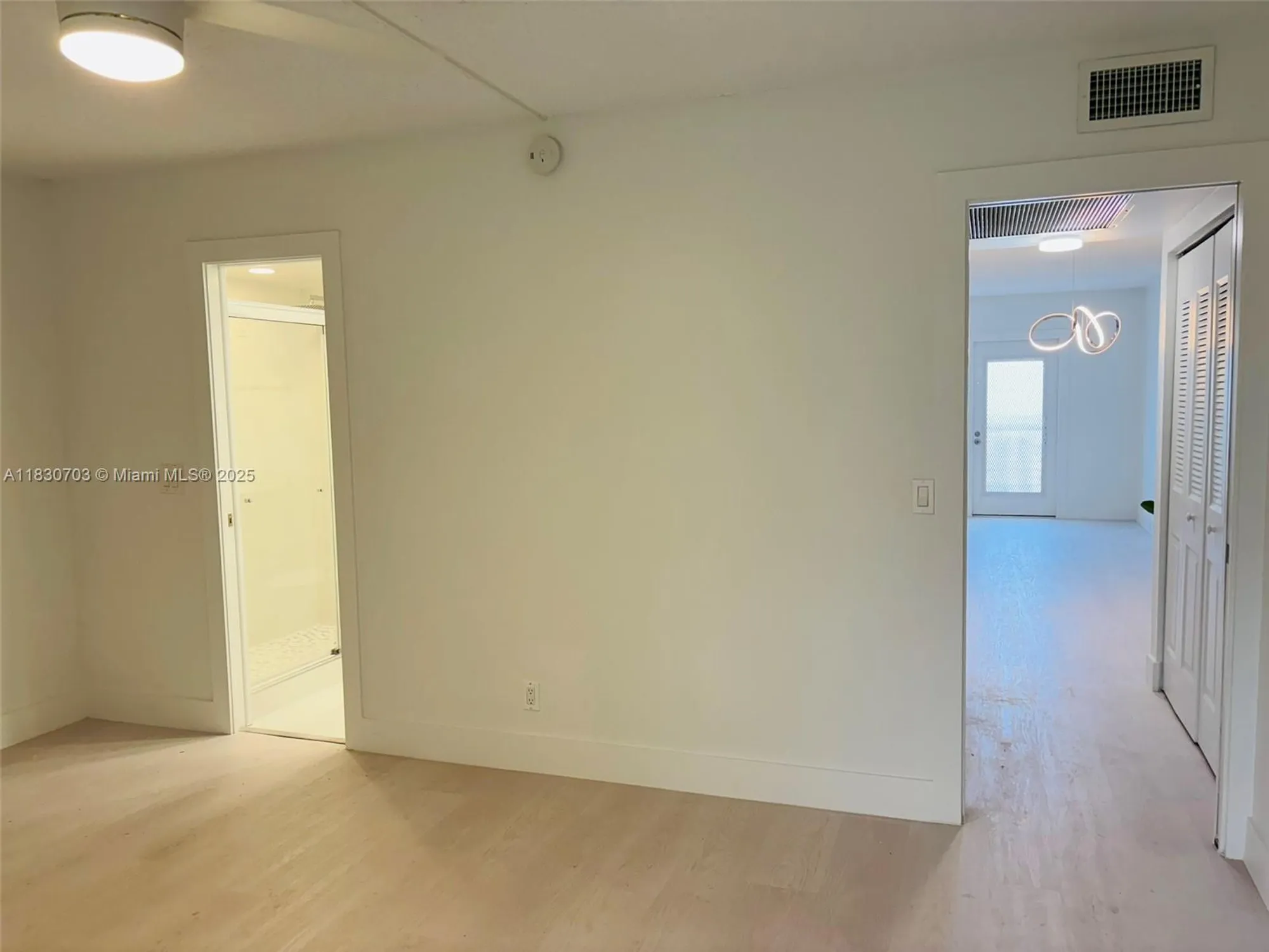 Property Slideshow image 10 of 30 | 4025 ellesmere b # 4025, Deerfield Beach, FL, 33442